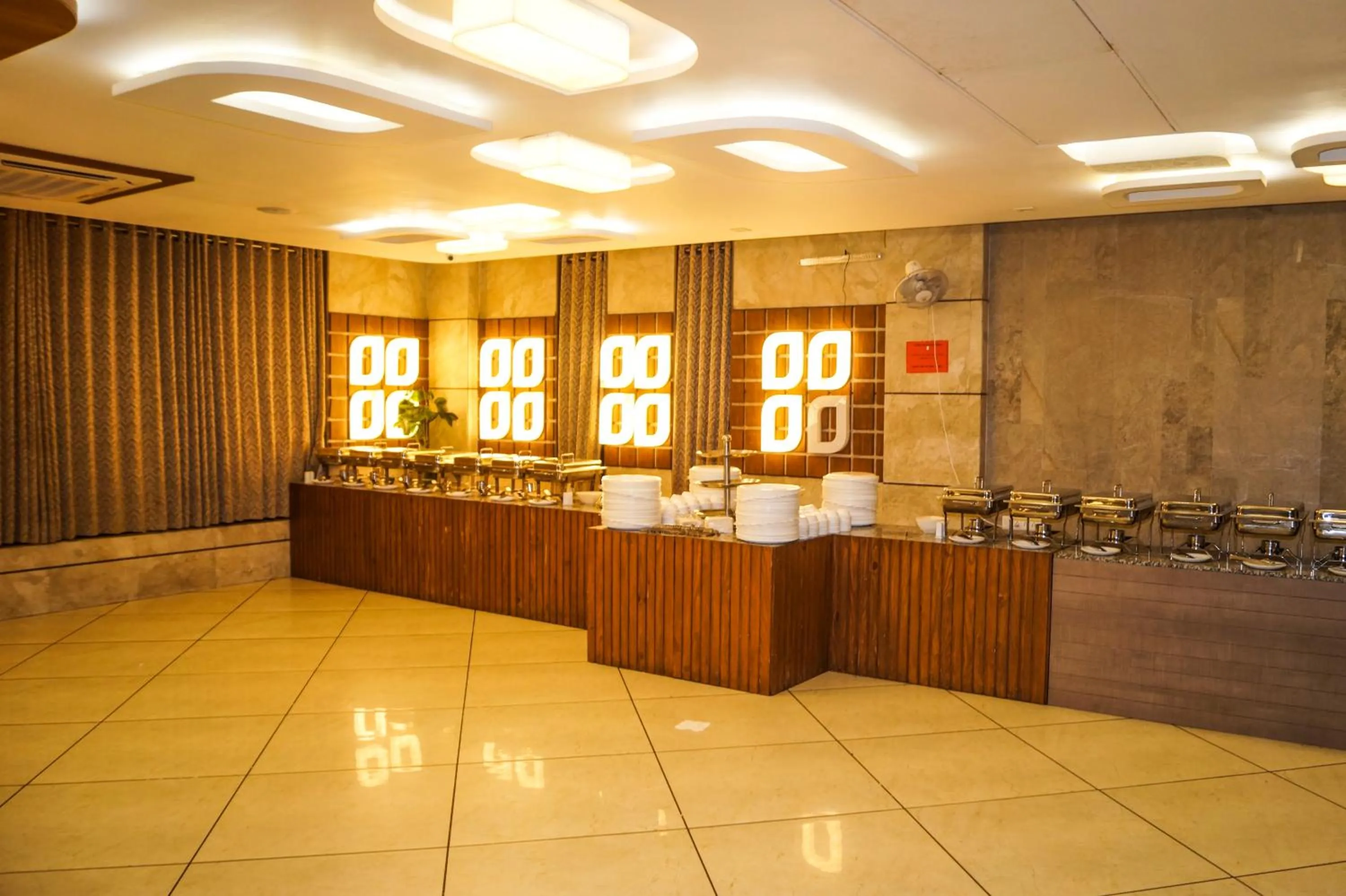 Breakfast in Hotel Darshan SP Ring Road