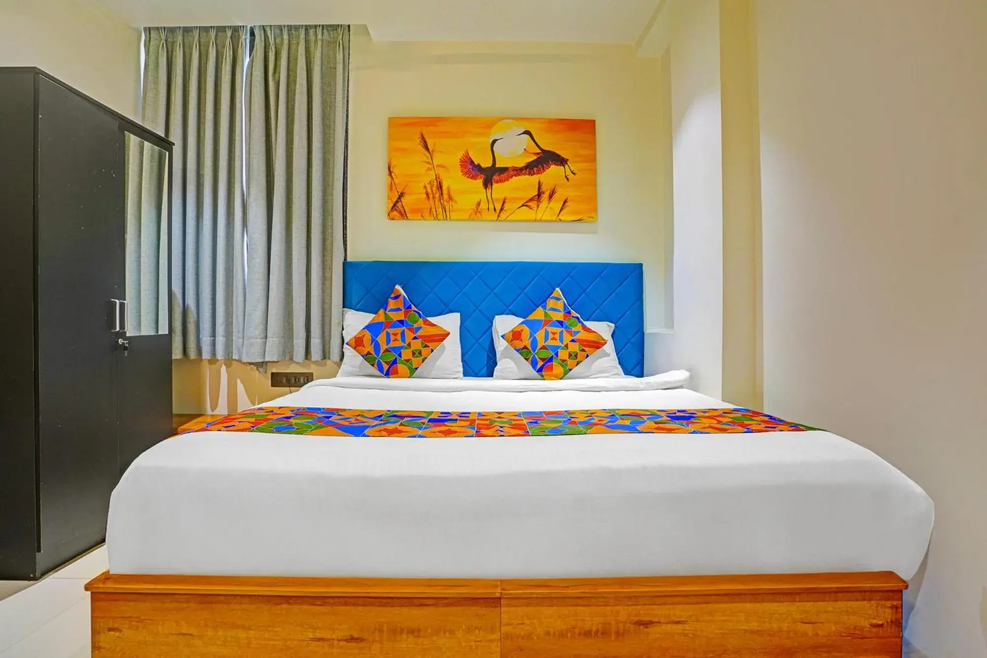 Bed in FabHotel Siddharth Inn - Nr Siddharth Bunglows Bed in FabHotel Siddharth Inn - Nr Siddharth Bunglows