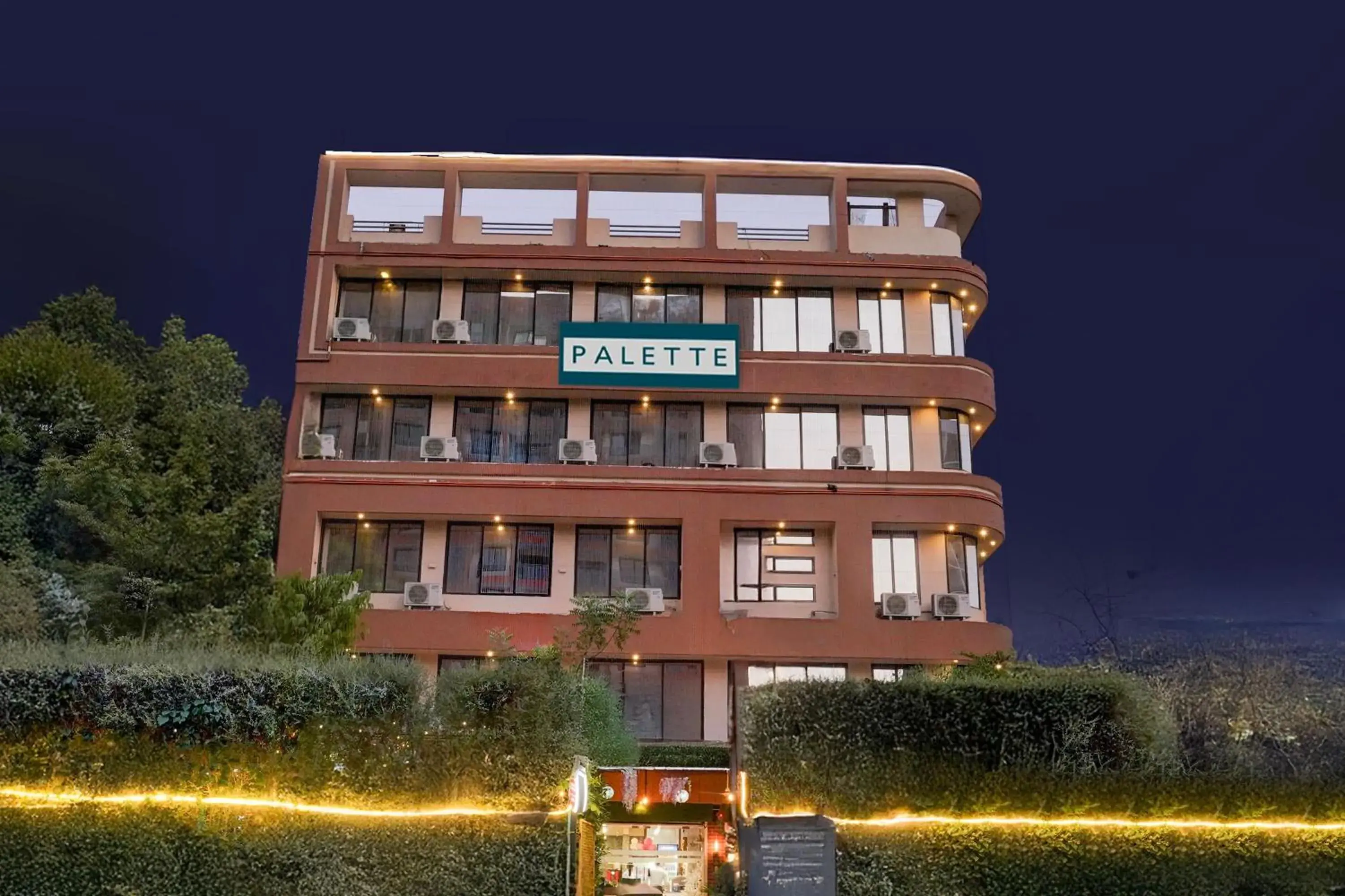 Facade/entrance in Super Hotel O Siddharth Inn Facade/entrance in Super Hotel O Siddharth Inn