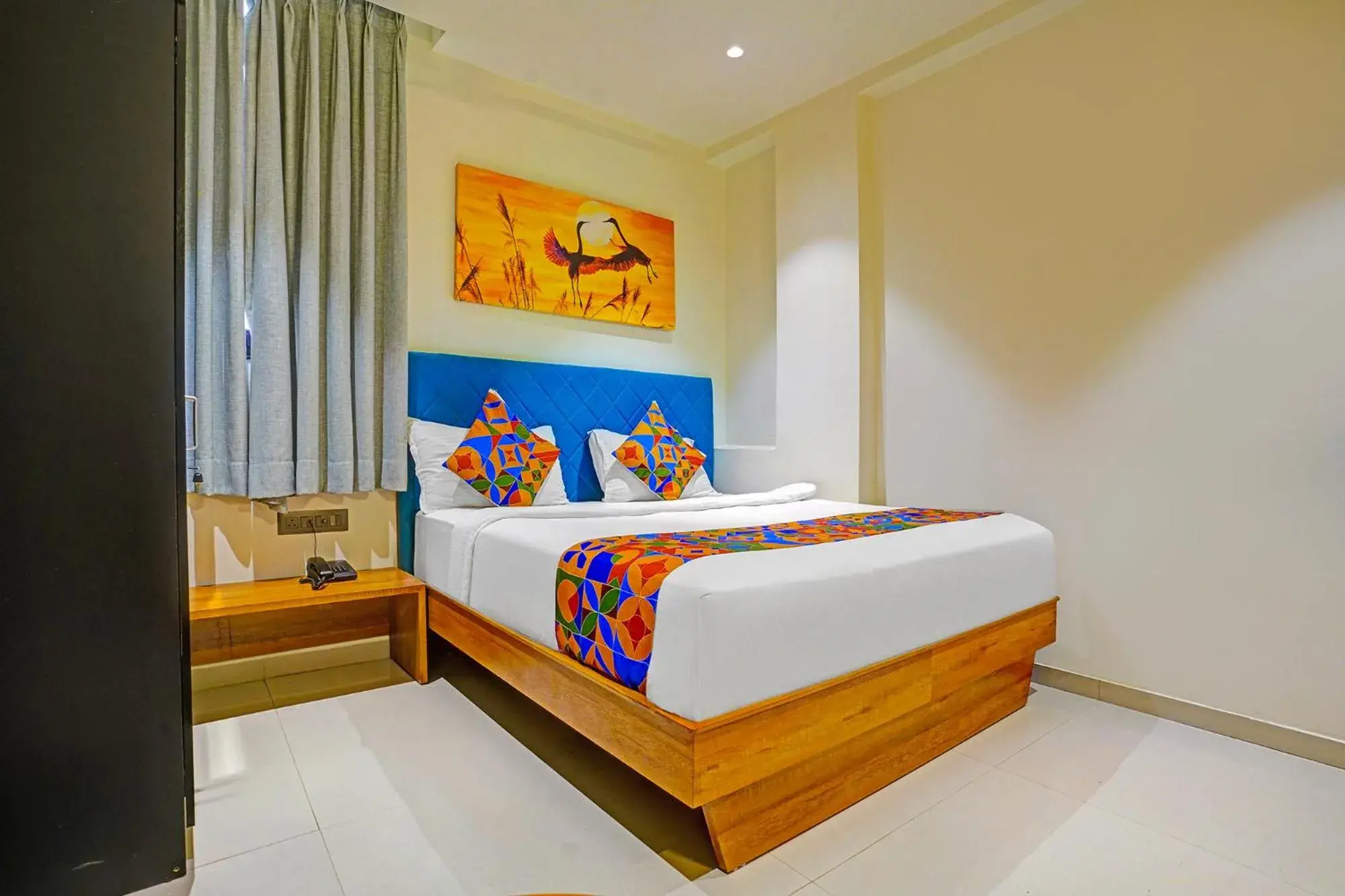 Bed in FabHotel Siddharth Inn - Nr Siddharth Bunglows Bed in FabHotel Siddharth Inn - Nr Siddharth Bunglows