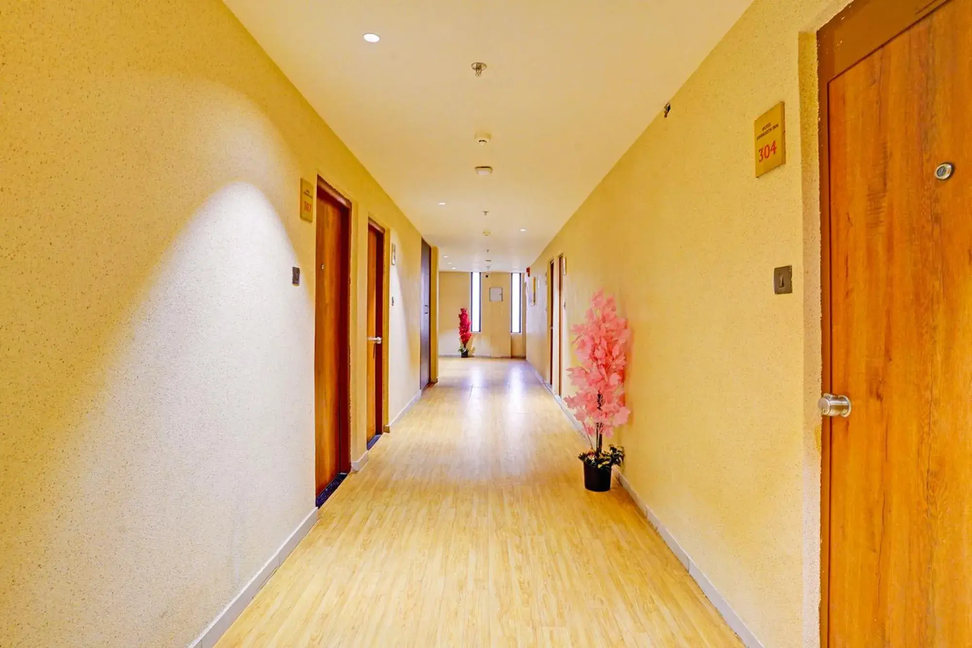 Lobby or reception in FabHotel Siddharth Inn - Nr Siddharth Bunglows Lobby or reception in FabHotel Siddharth Inn - Nr Siddharth Bunglows