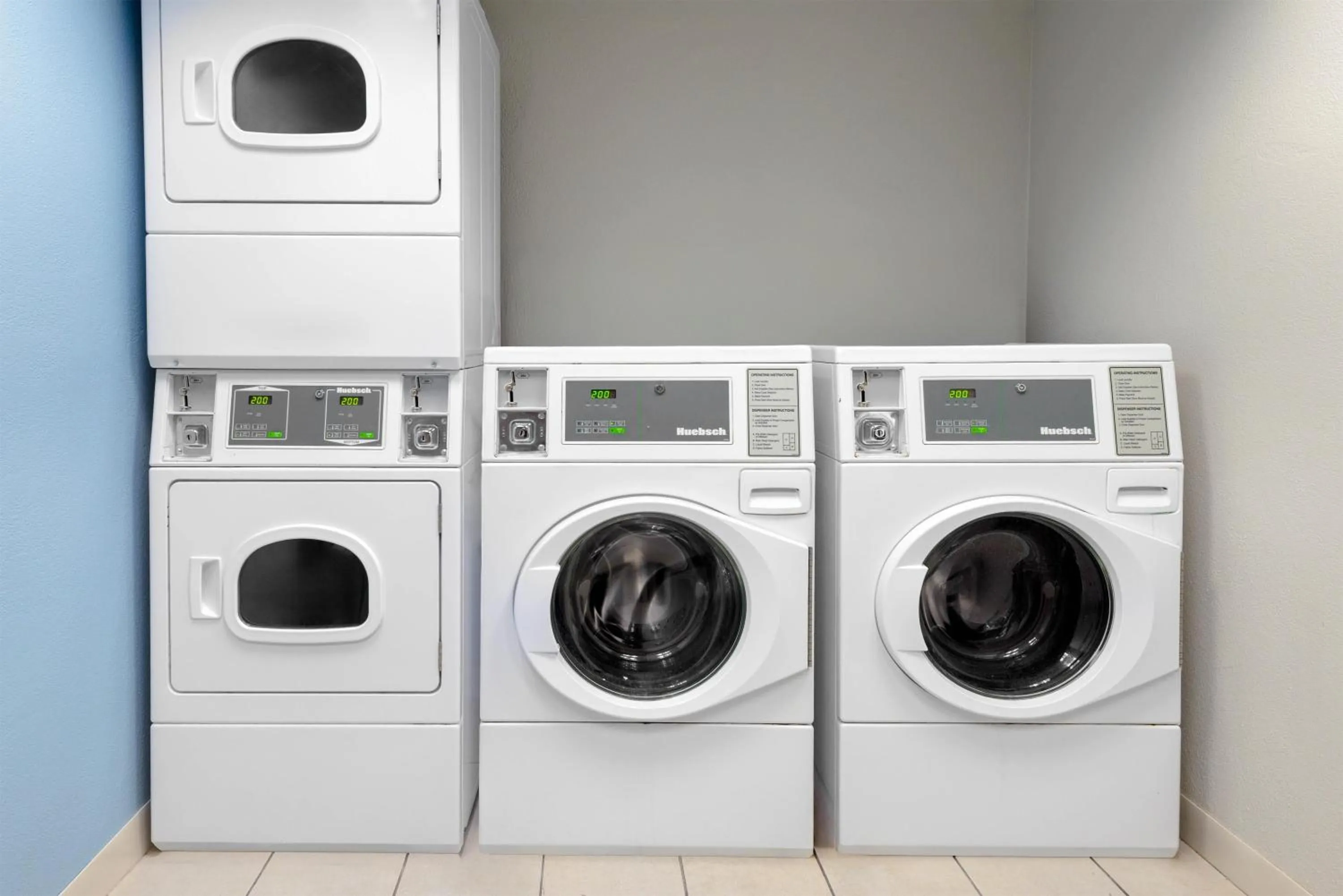 laundry in Hampton Inn & Suites Tampa Airport Avion Park Westshore