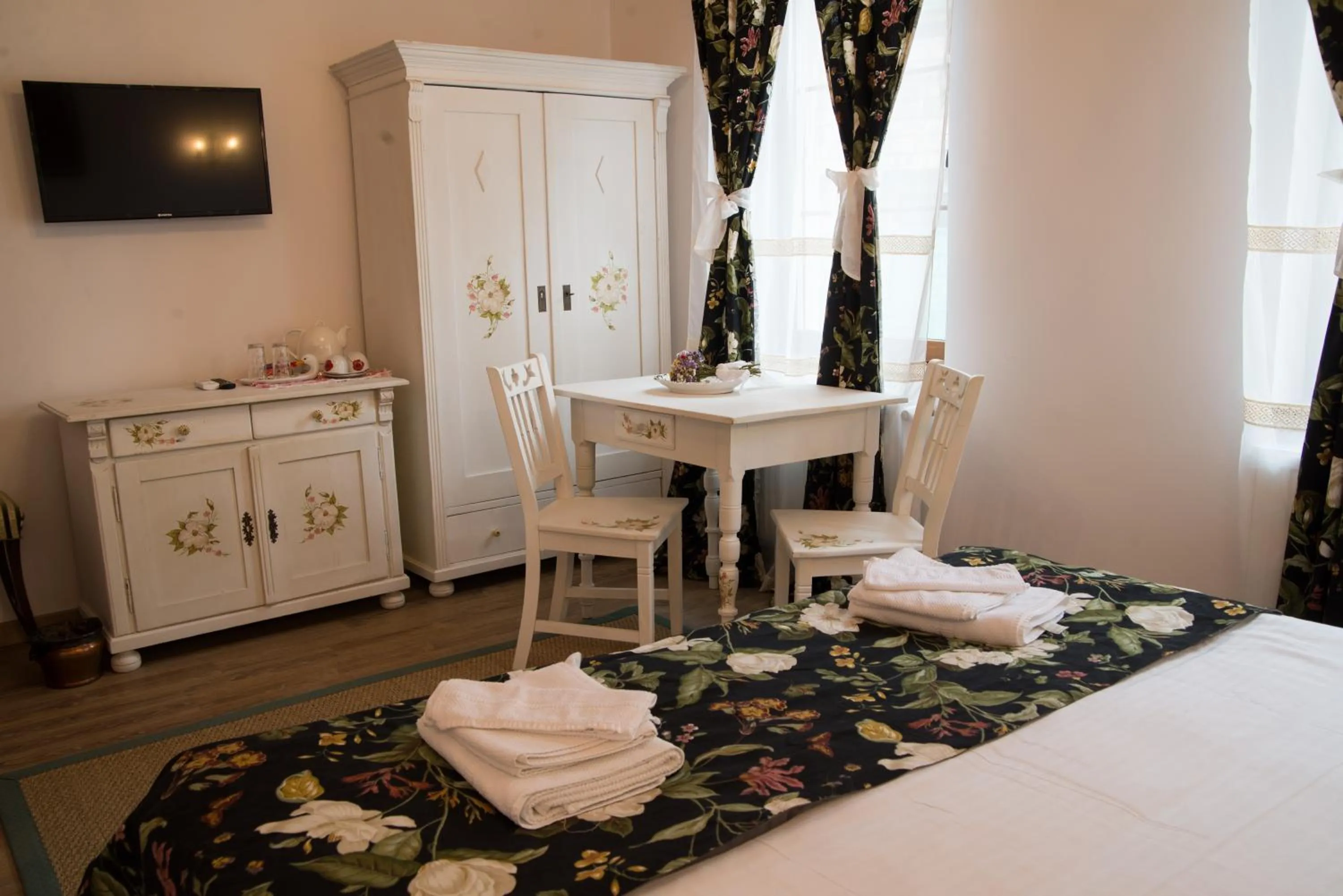Superior Double Room in Carolina House