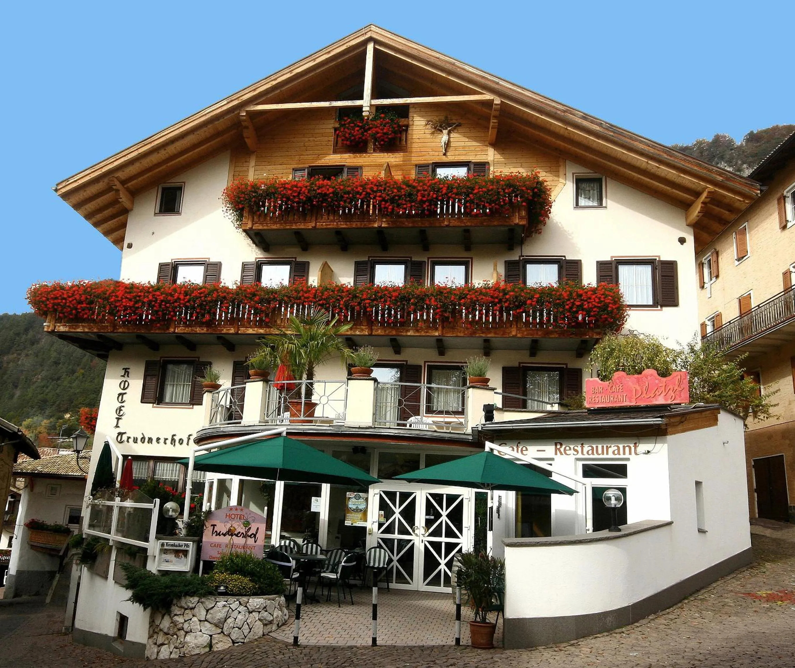 Property building in Hotel Trudnerhof im Naturpark Trudnerhorn