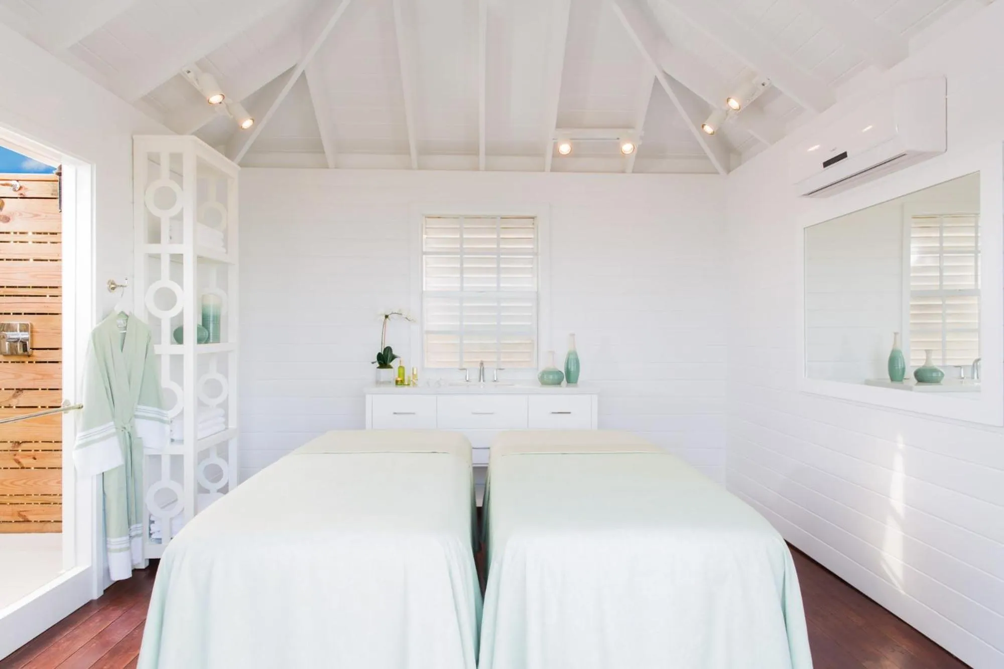 Spa and wellness centre/facilities, Bed in The Shore Club Turks & Caicos