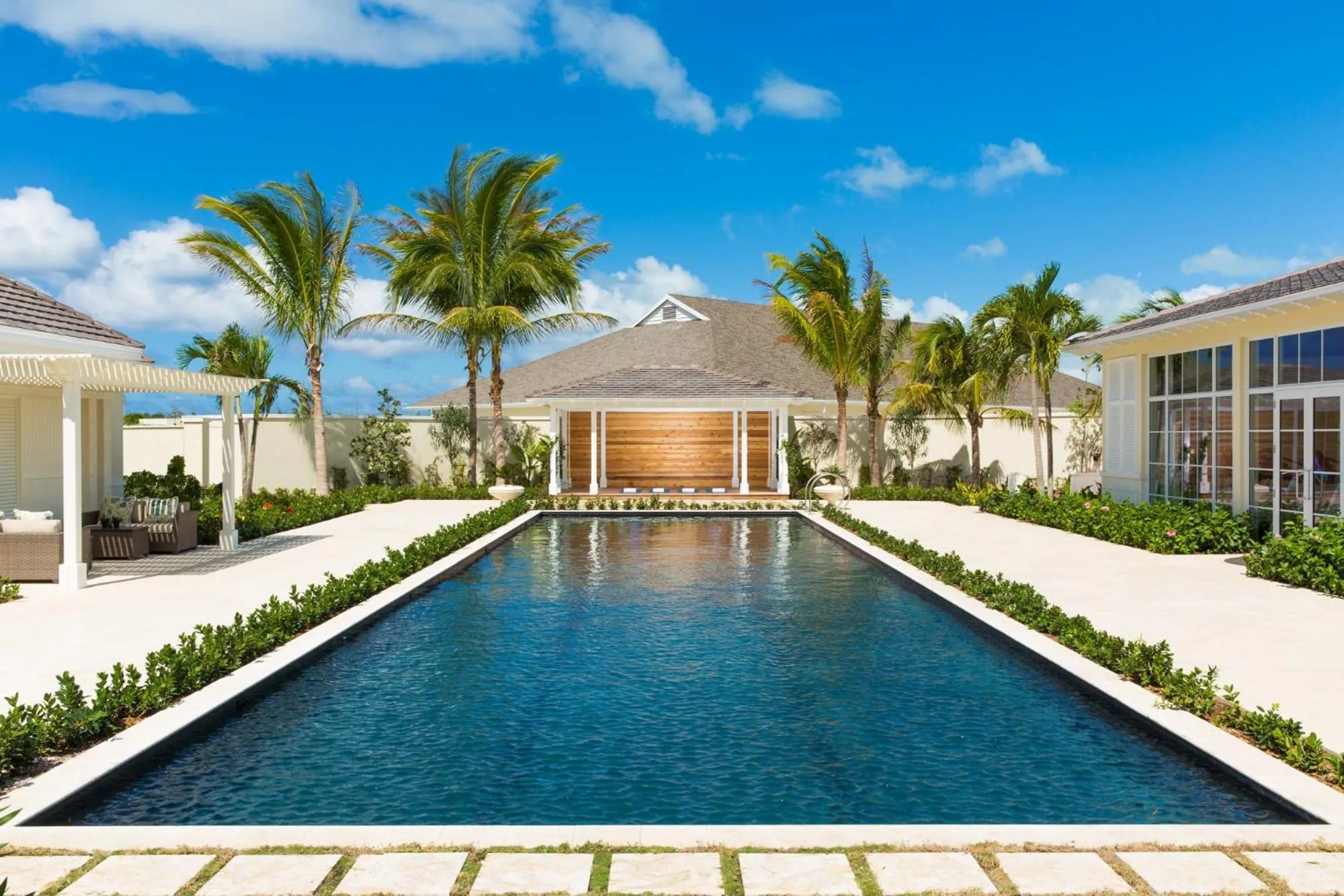 Swimming pool in The Shore Club Turks & Caicos