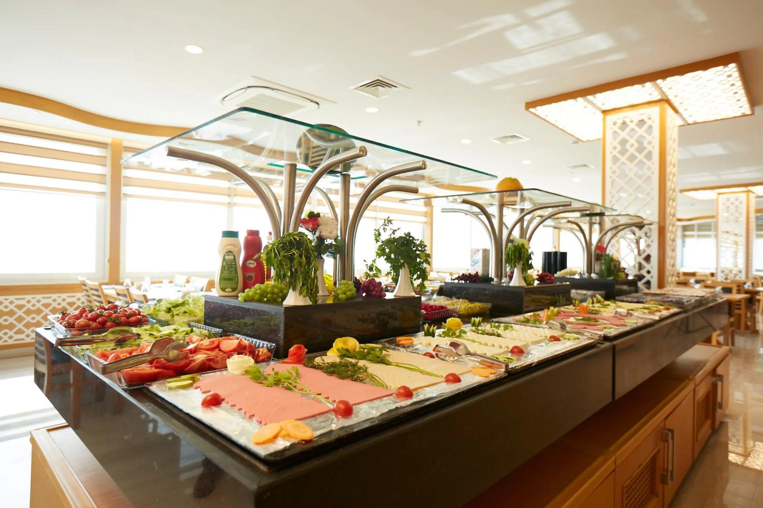 Restaurant/places to eat in Ilkbal Deluxe Hotel &Spa Istanbul