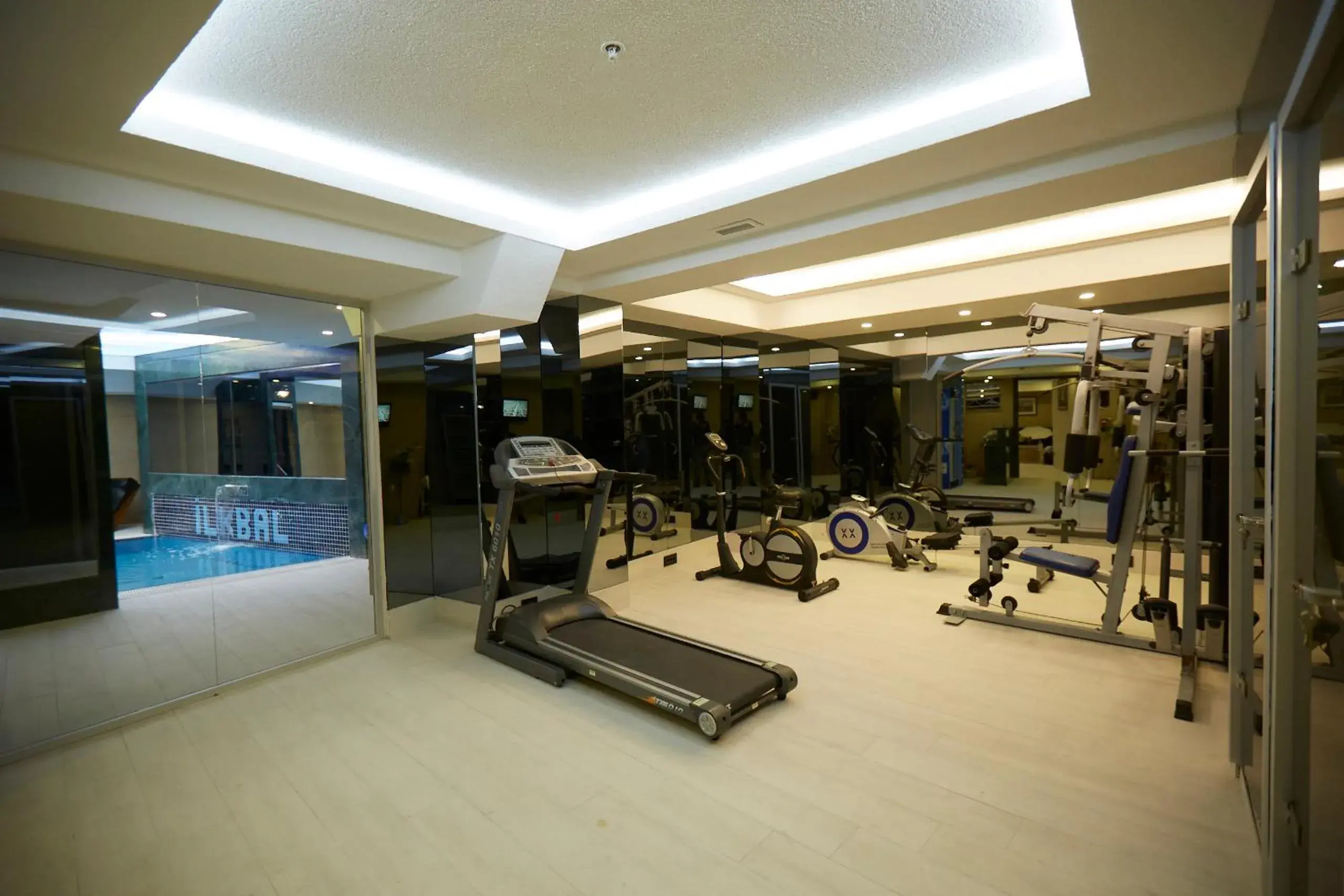 Fitness centre/facilities in Ilkbal Deluxe Hotel &Spa Istanbul Fitness centre/facilities in Ilkbal Deluxe Hotel &Spa Istanbul