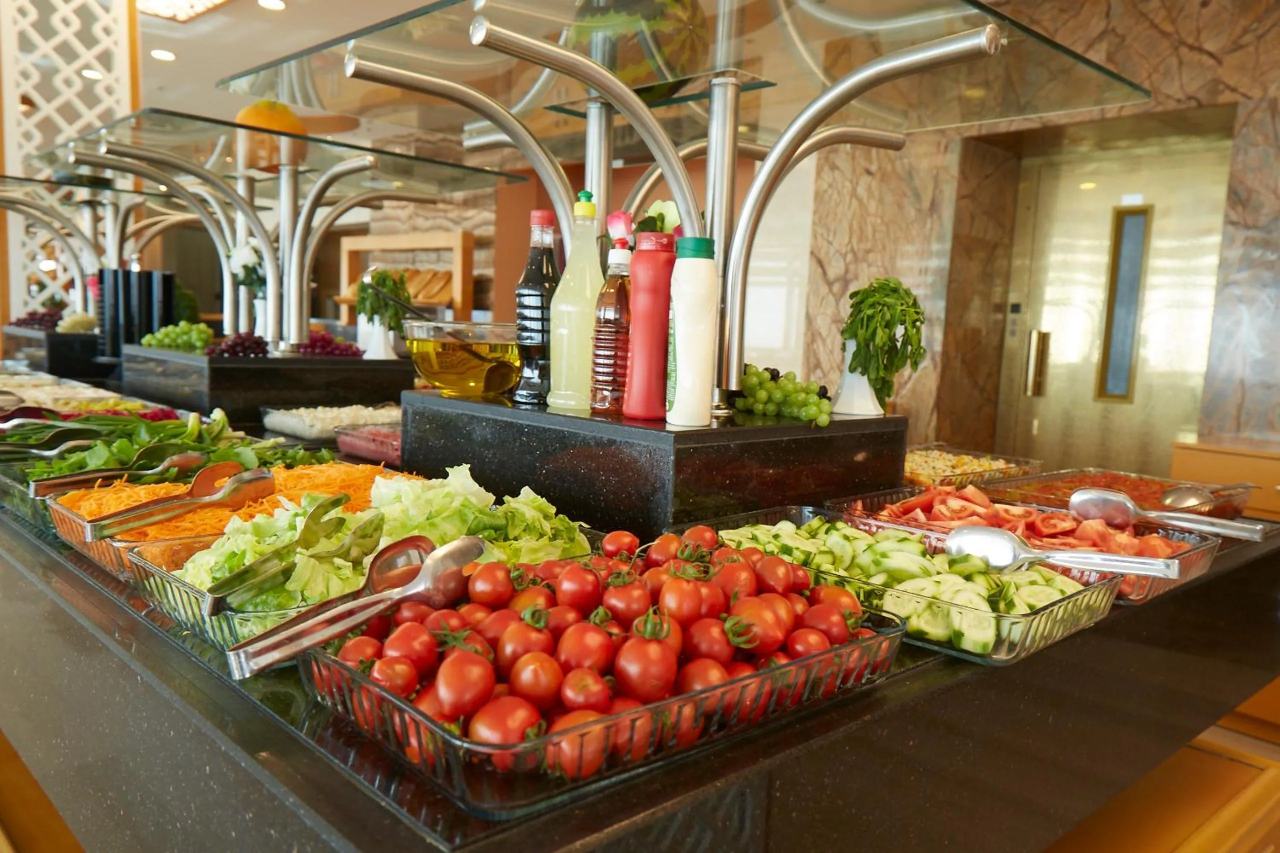 Restaurant/places to eat in Ilkbal Deluxe Hotel &Spa Istanbul