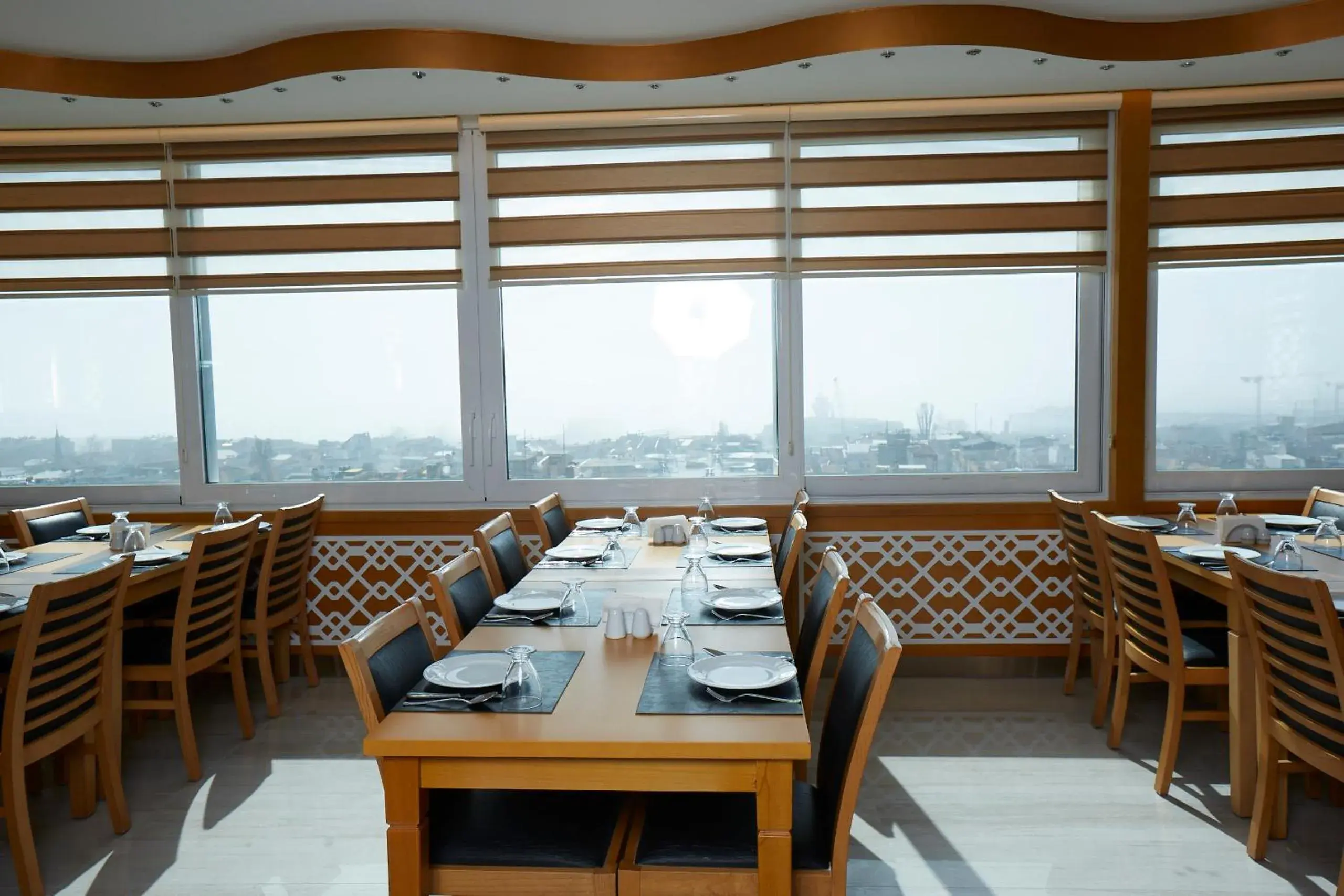 Restaurant/places to eat in Ilkbal Deluxe Hotel &Spa Istanbul Restaurant/places to eat in Ilkbal Deluxe Hotel &Spa Istanbul