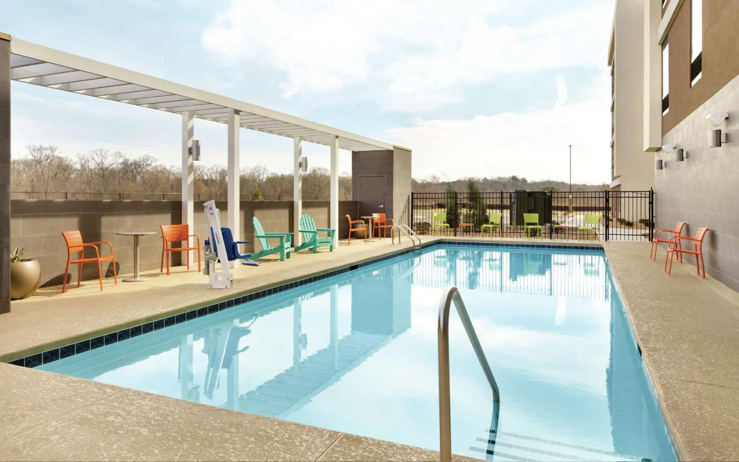 Pool view in Home2 Suites By Hilton Macon I-75 North