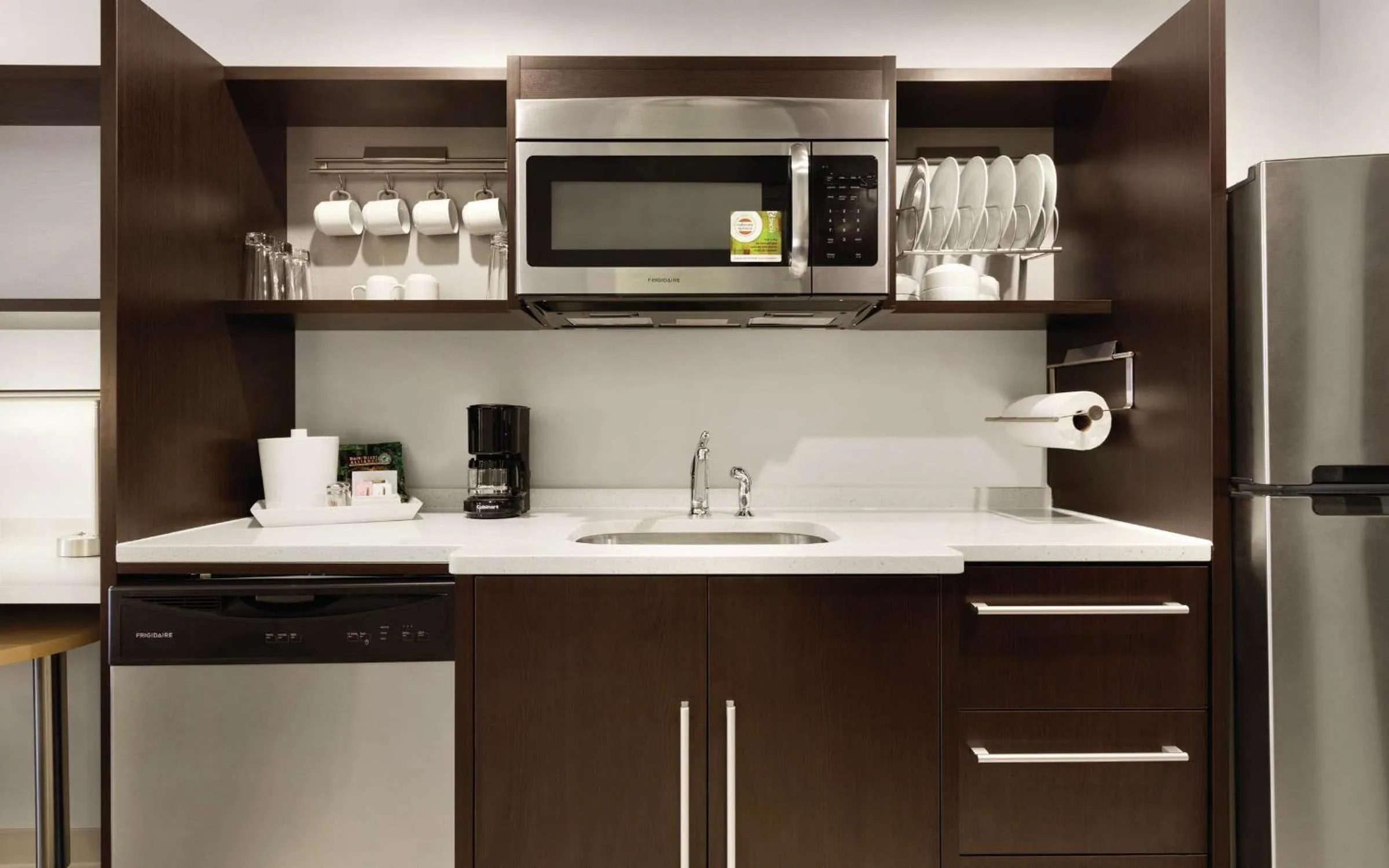 Kitchen or kitchenette in Home2 Suites By Hilton Macon I-75 North