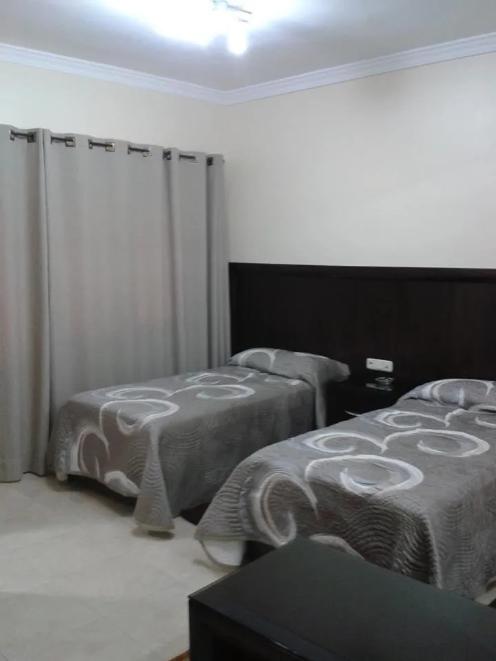 Photo of the whole room, Bed in Hotel de la Mediterranee