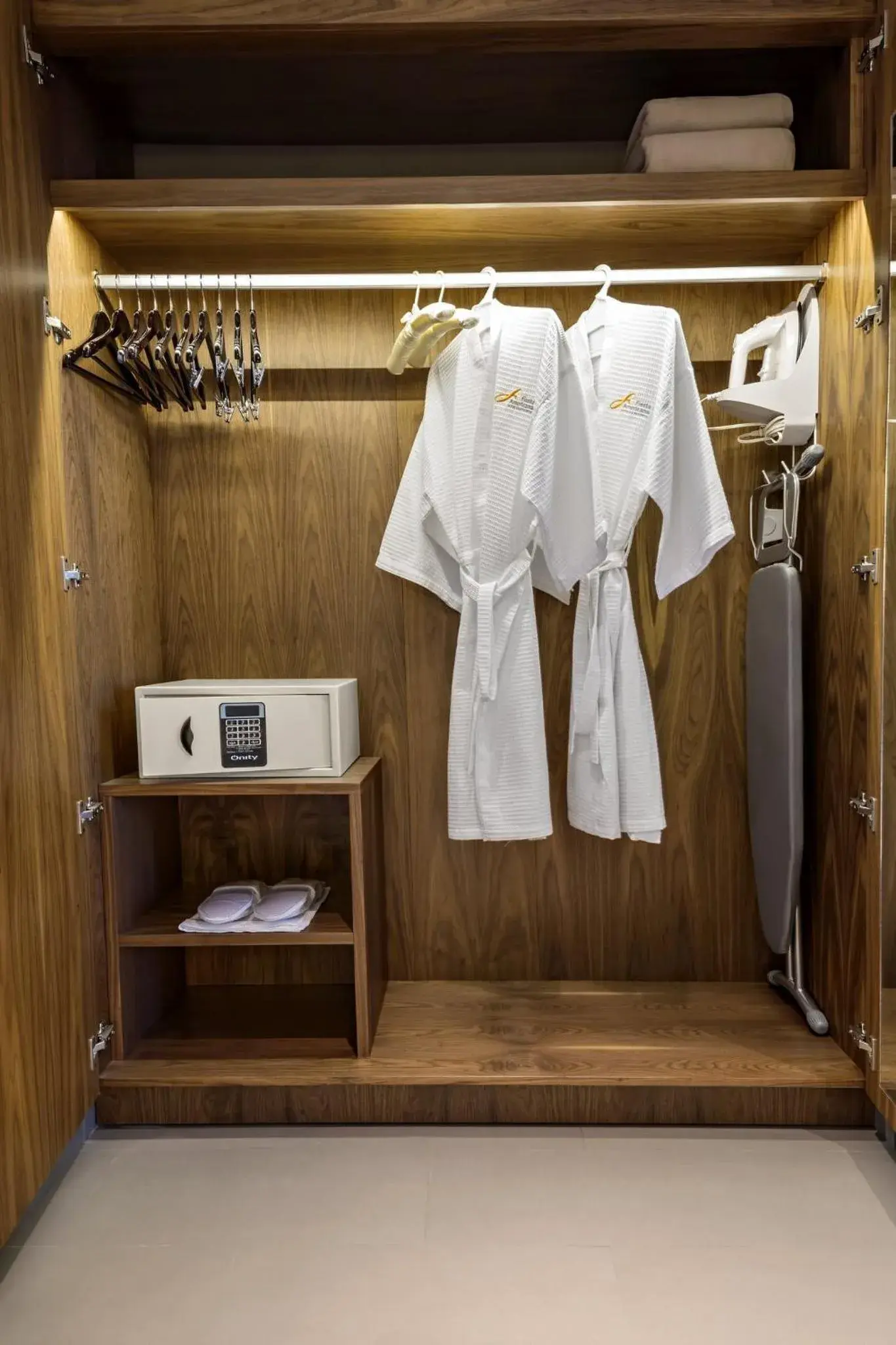 Photo of the whole room in Fiesta Americana Mexico Toreo Photo of the whole room in Fiesta Americana Mexico Toreo