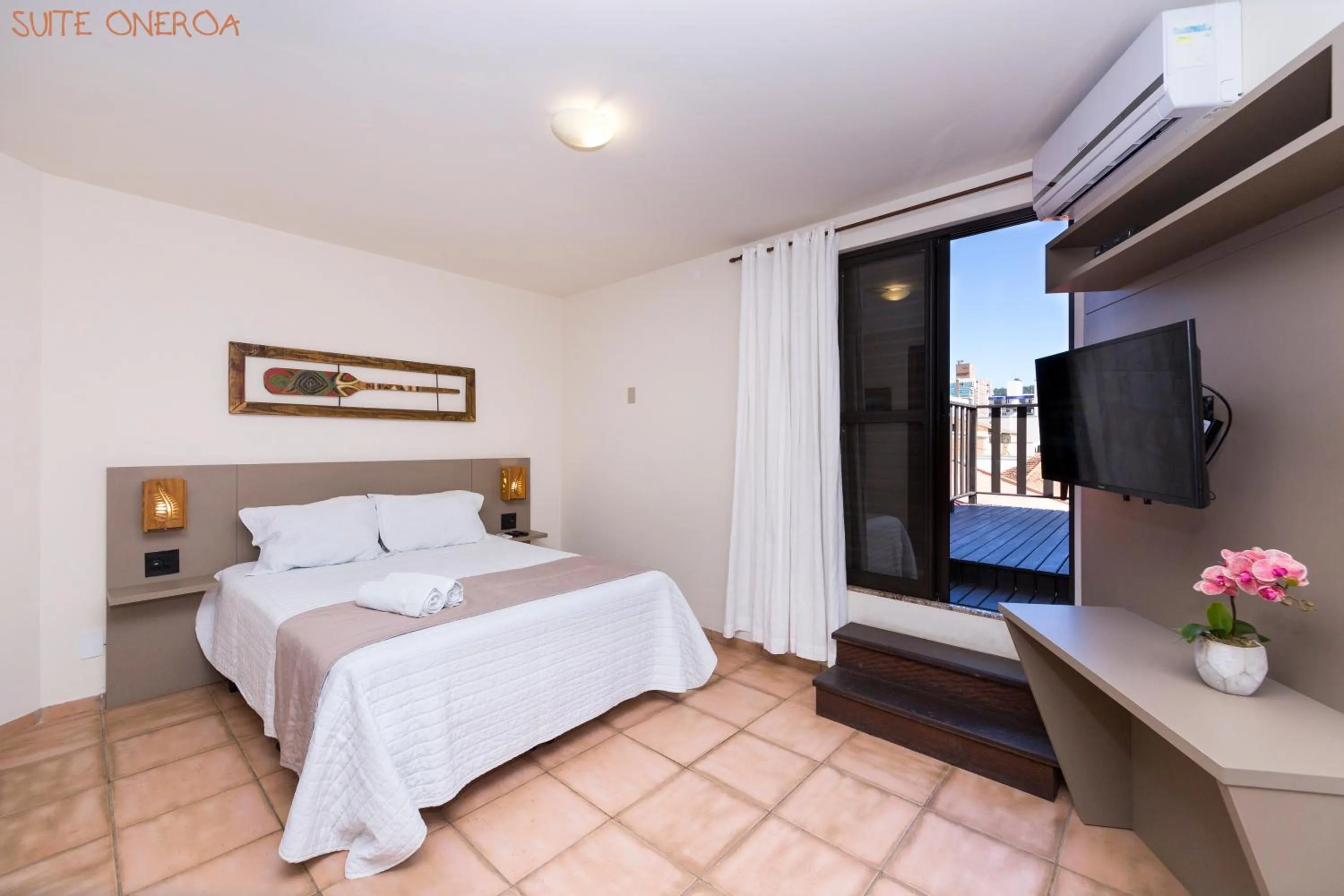 View (from property/room), Bed in Pousada Kia Ora Bombinhas