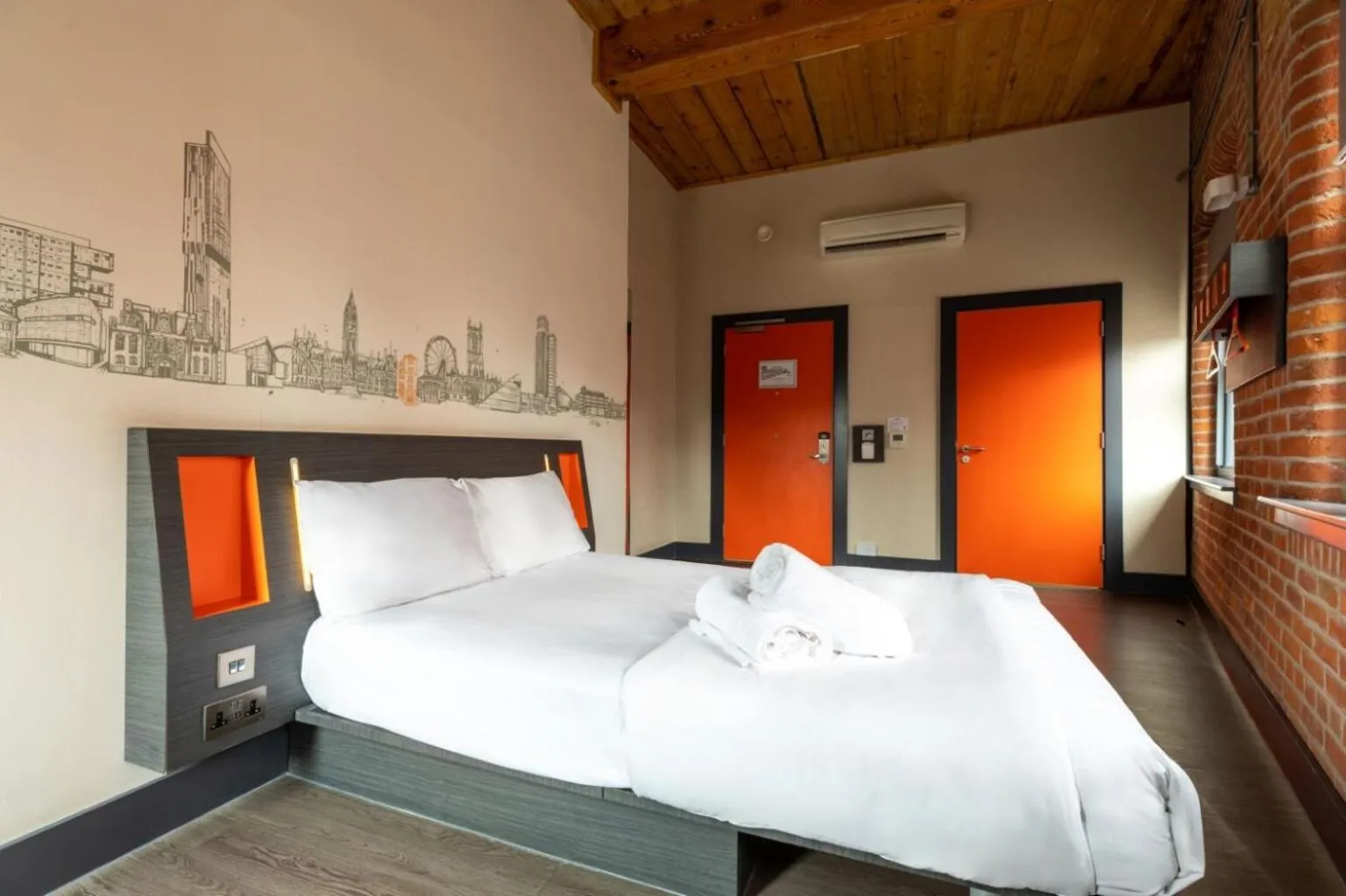Photo of the whole room, Bed in easyHotel Manchester