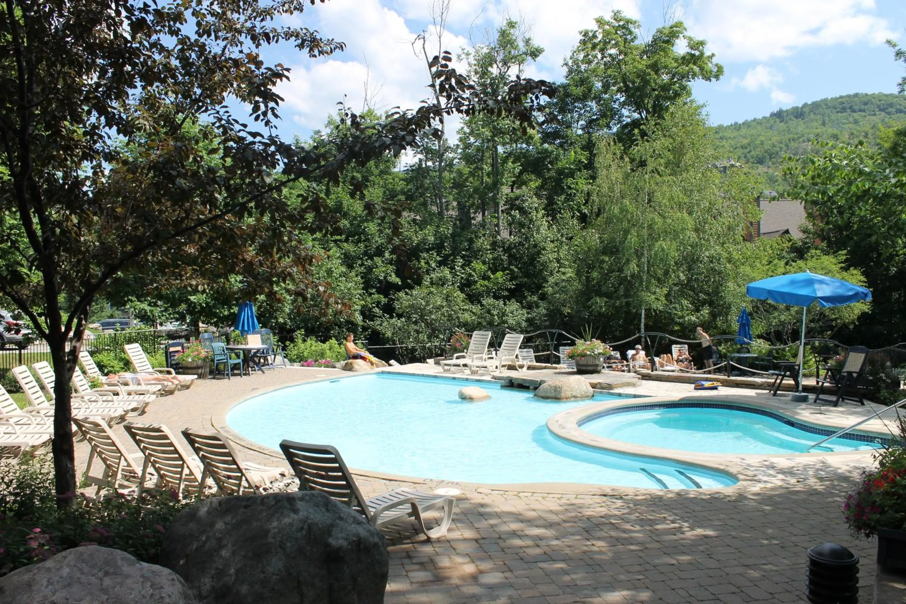 Swimming pool in Les Manoirs by Rendez-Vous Mont-Tremblant