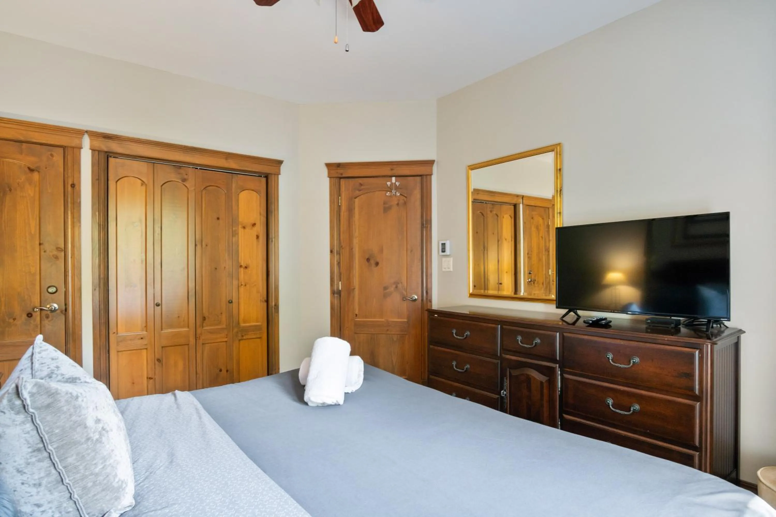 Bed in Les Manoirs by Rendez-Vous Mont-Tremblant