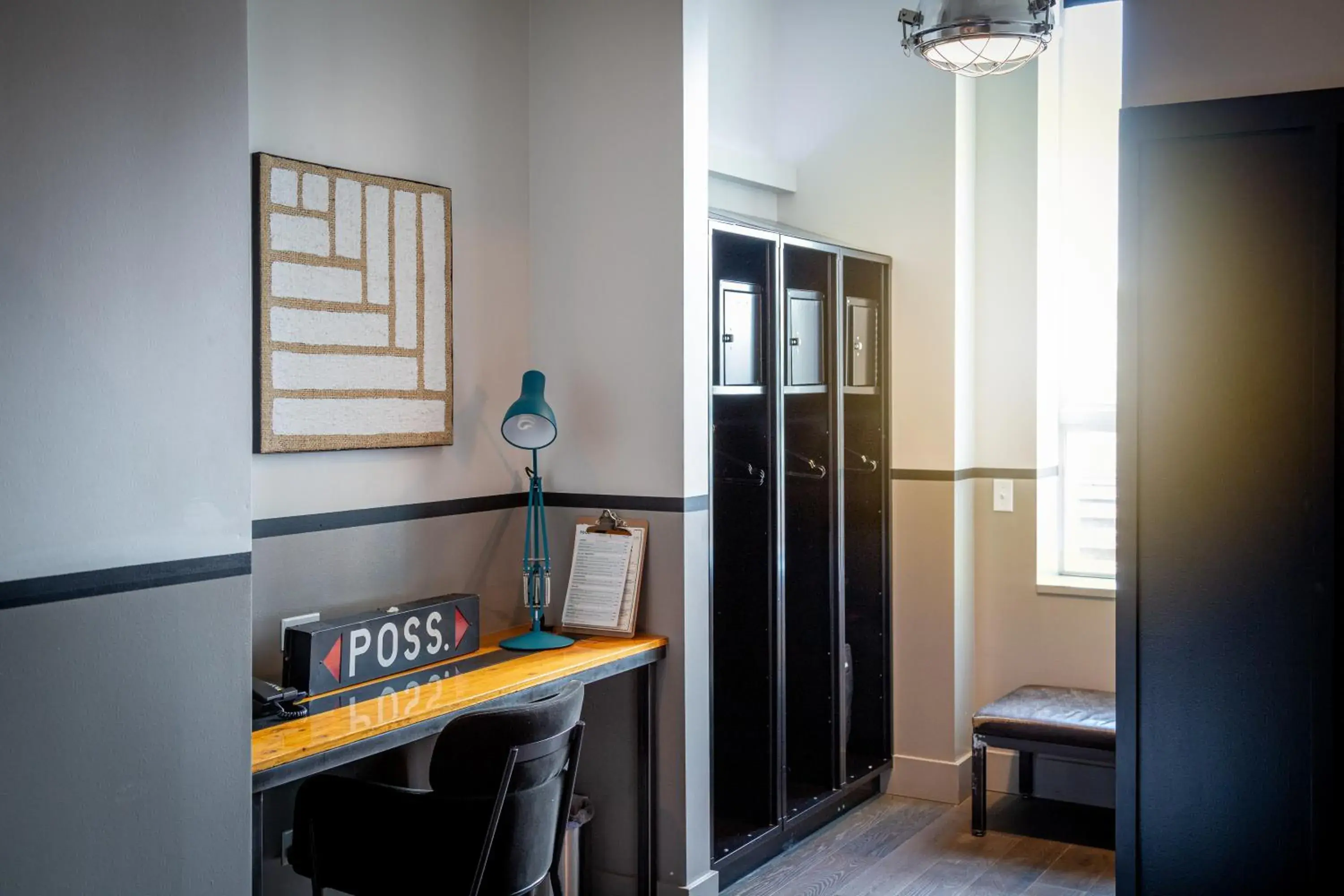 Deluxe King Room in The Chicago Hotel Collection River North Deluxe King Room in The Chicago Hotel Collection River North