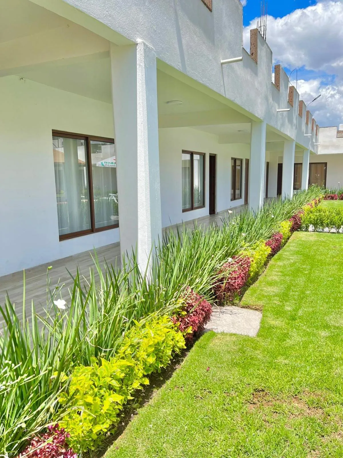 Property building in Hotel El Jaguar