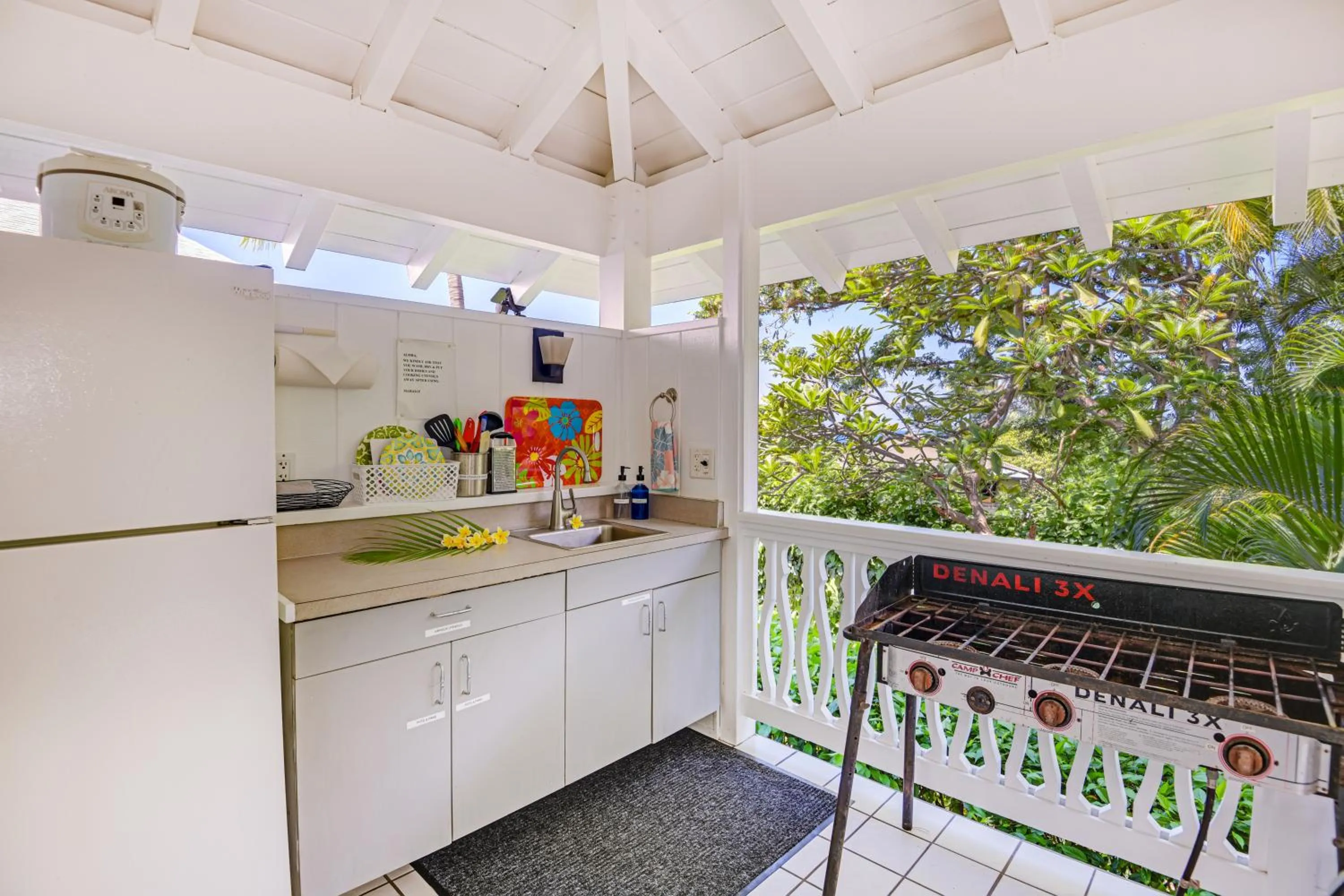 Seating area in Big Island Retreat - No Resort Fees