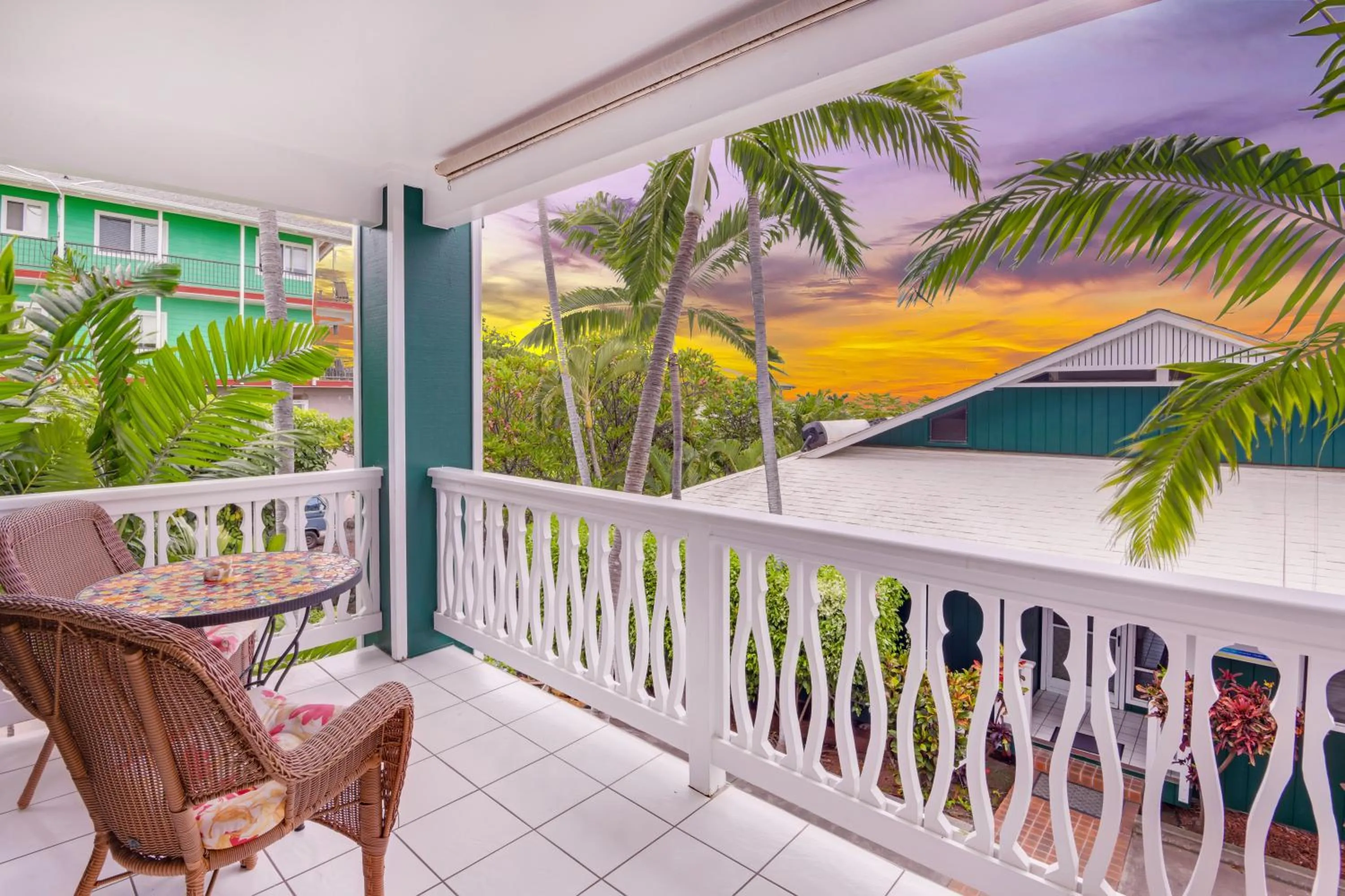 Patio in Big Island Retreat - No Resort Fees