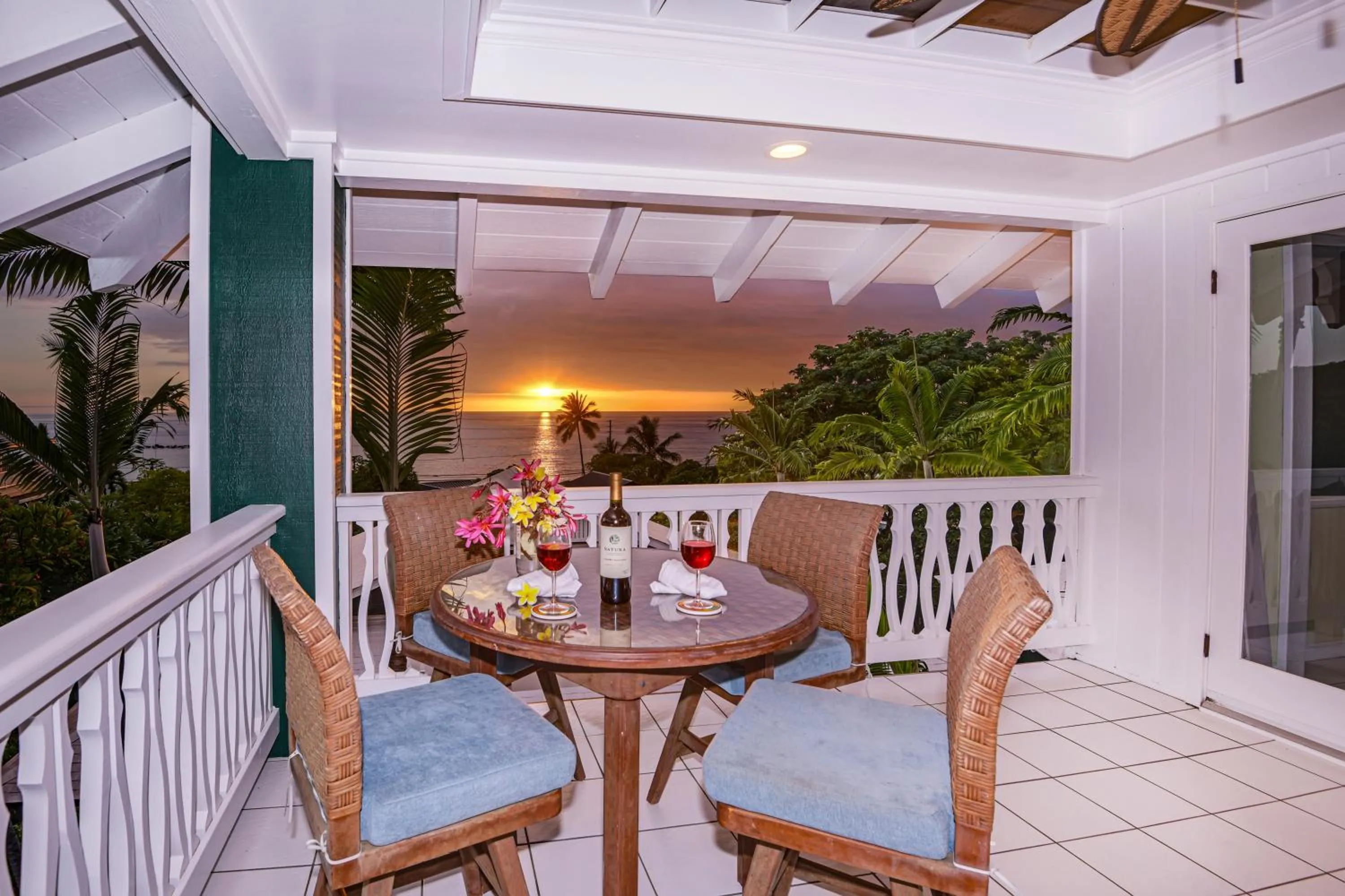 Patio in Big Island Retreat - No Resort Fees