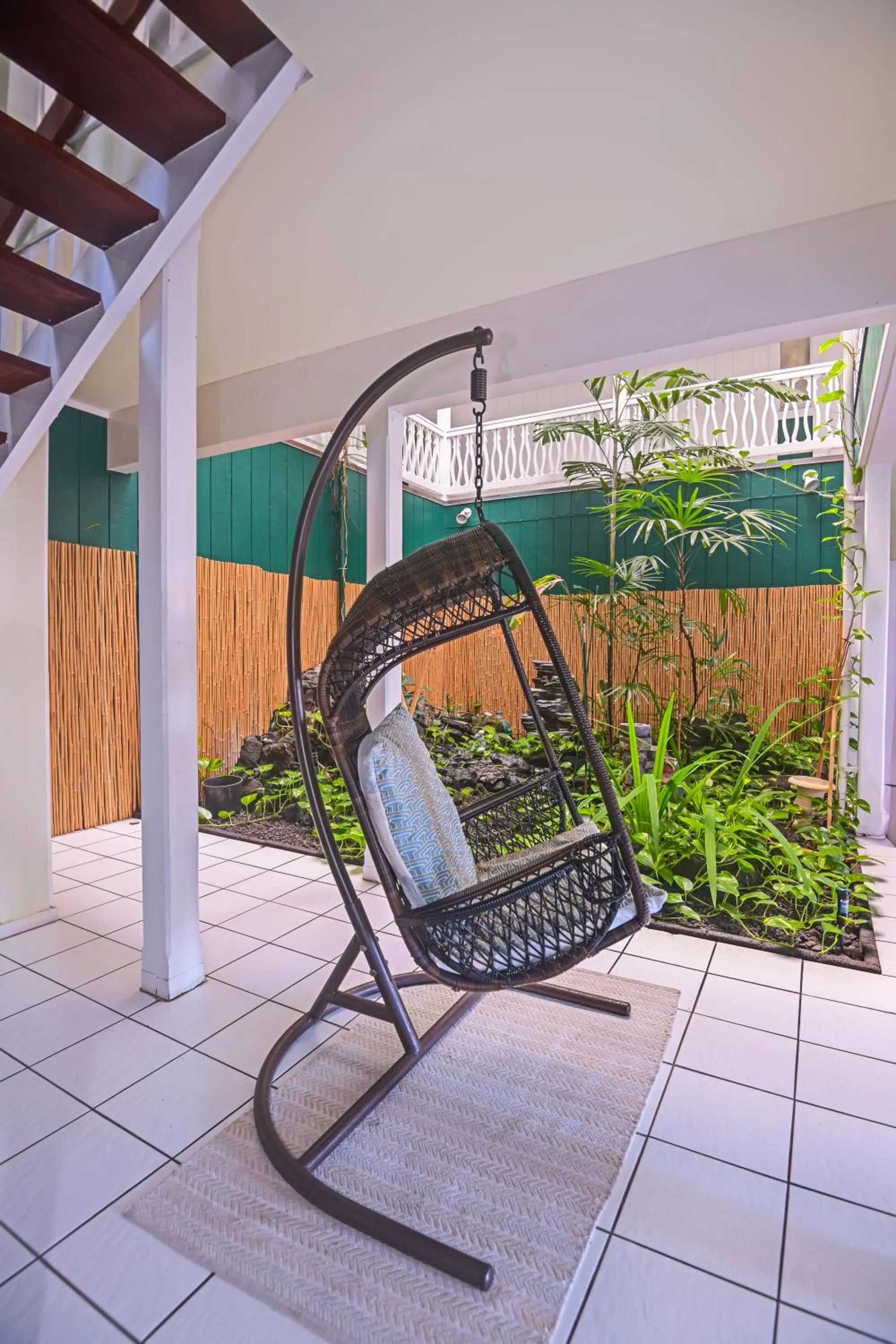 Garden in Big Island Retreat - No Resort Fees