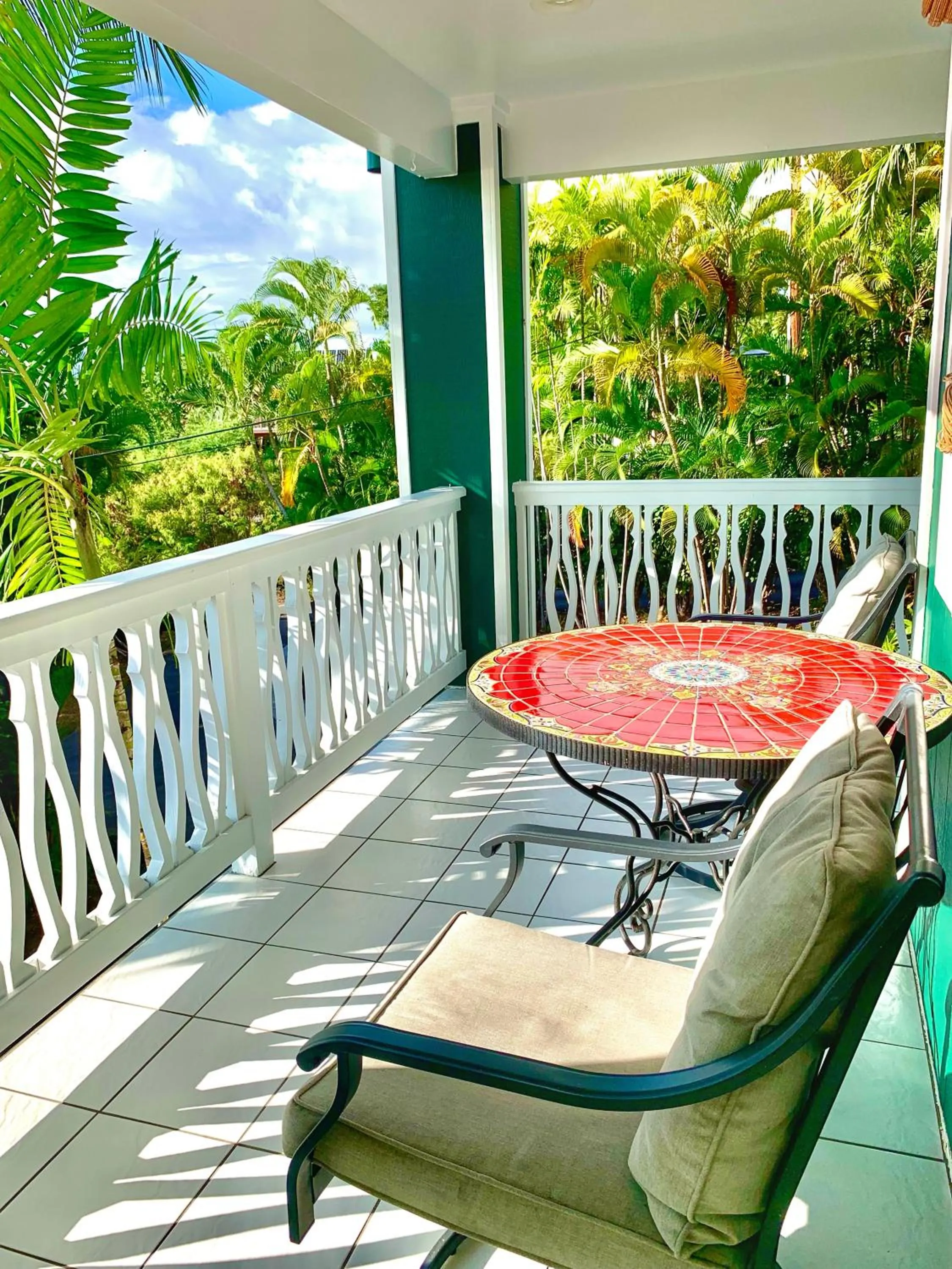 Patio in Big Island Retreat - No Resort Fees