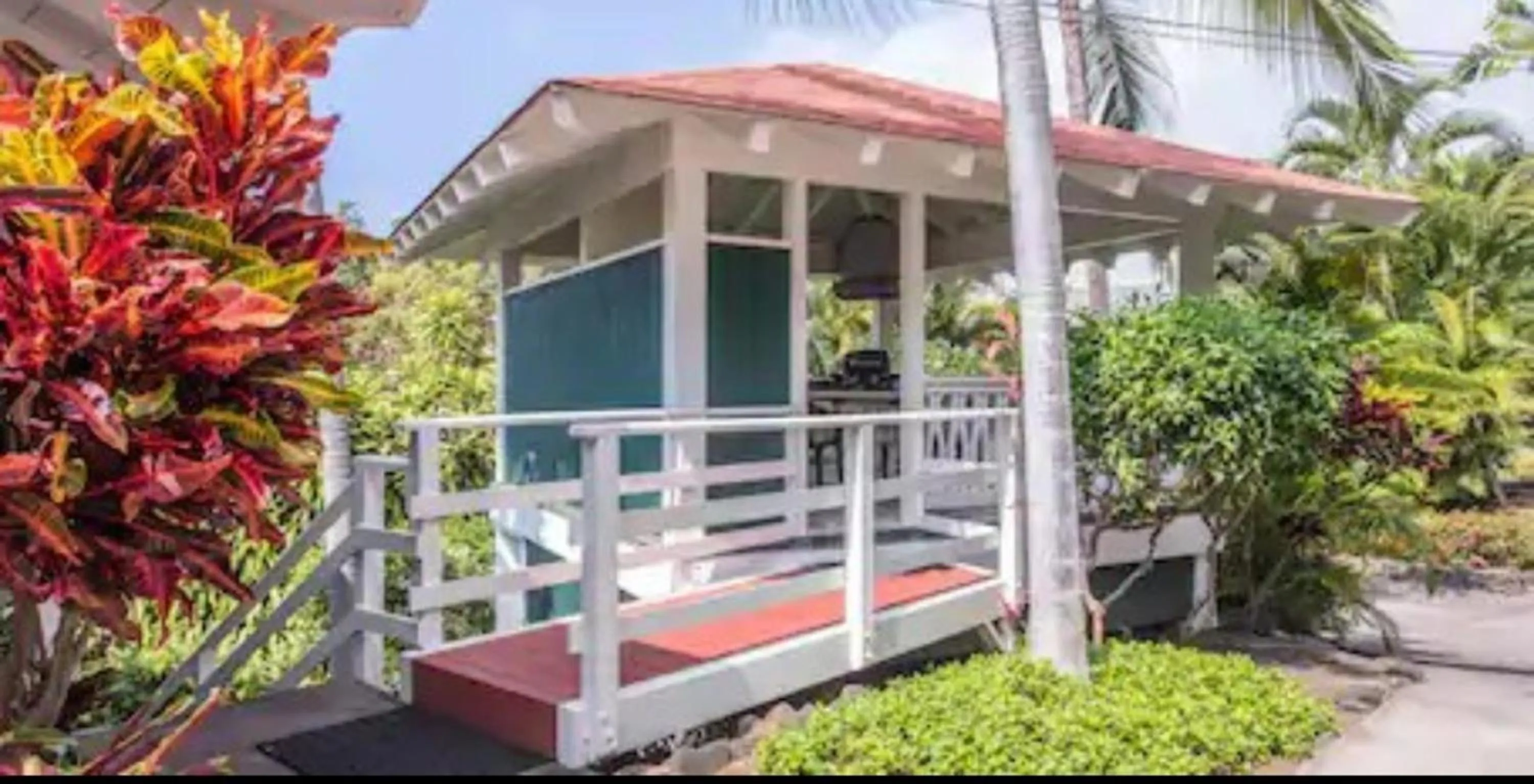 Property building in Big Island Retreat - No Resort Fees