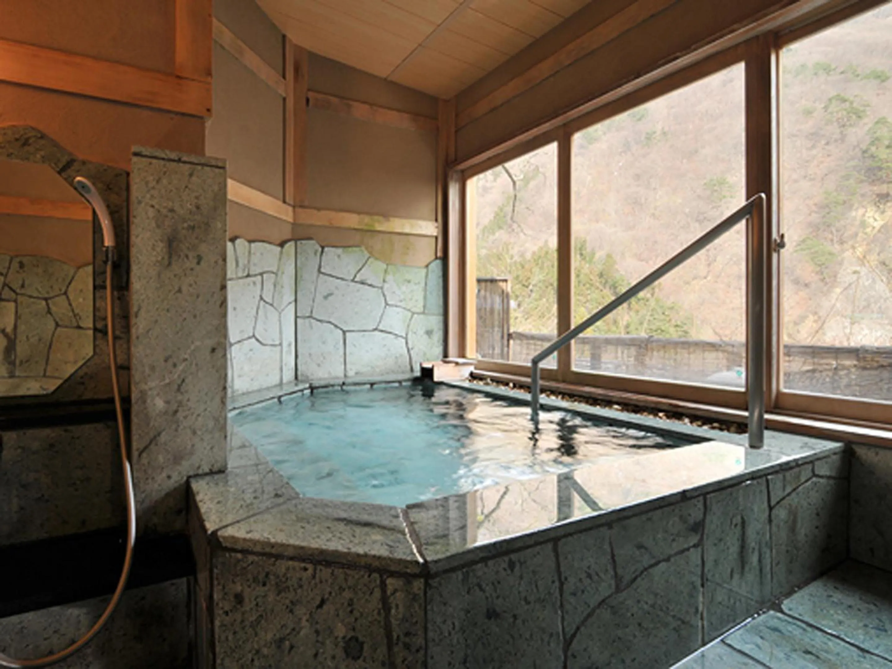 Hot Spring Bath in Ginshotei Awashima