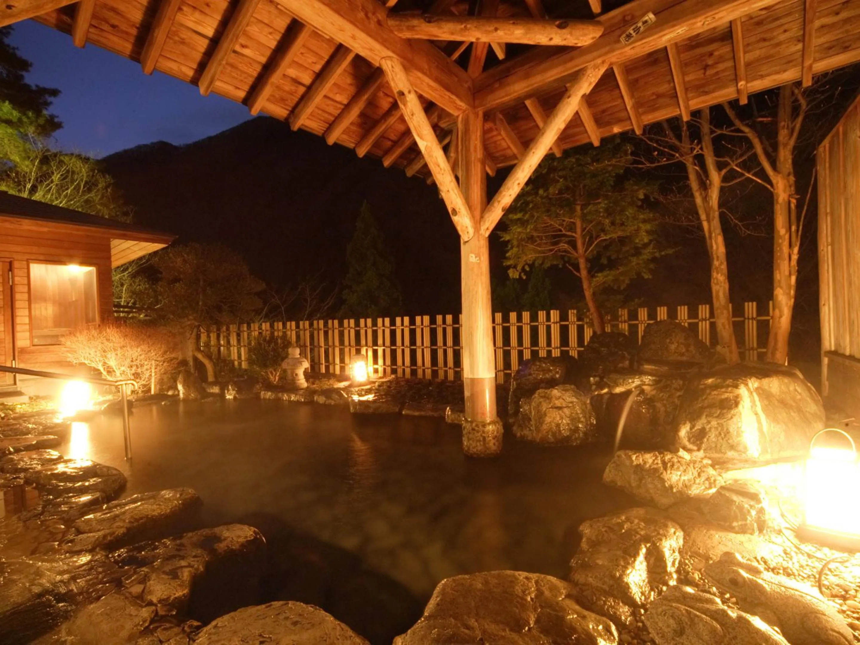 Hot Spring Bath in Ginshotei Awashima