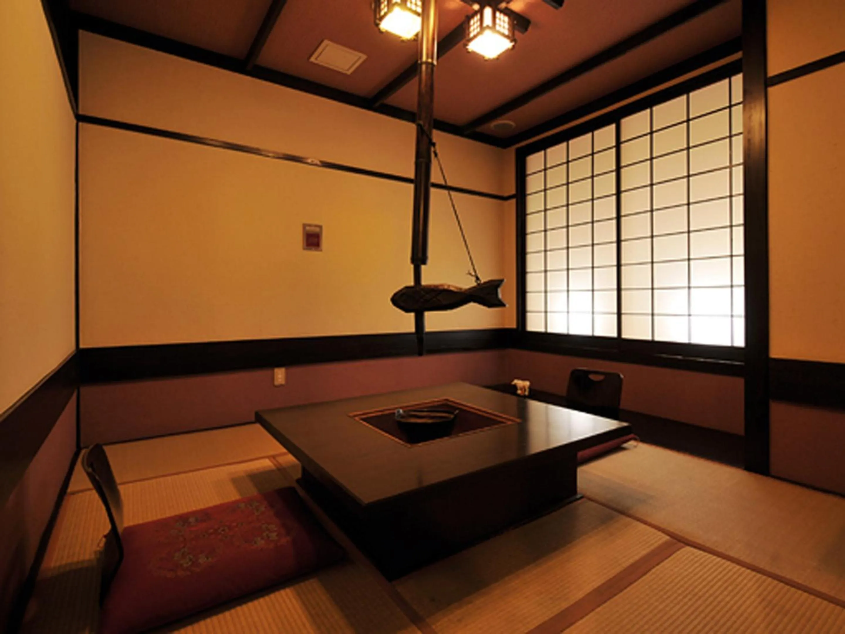 Restaurant/places to eat in Ginshotei Awashima