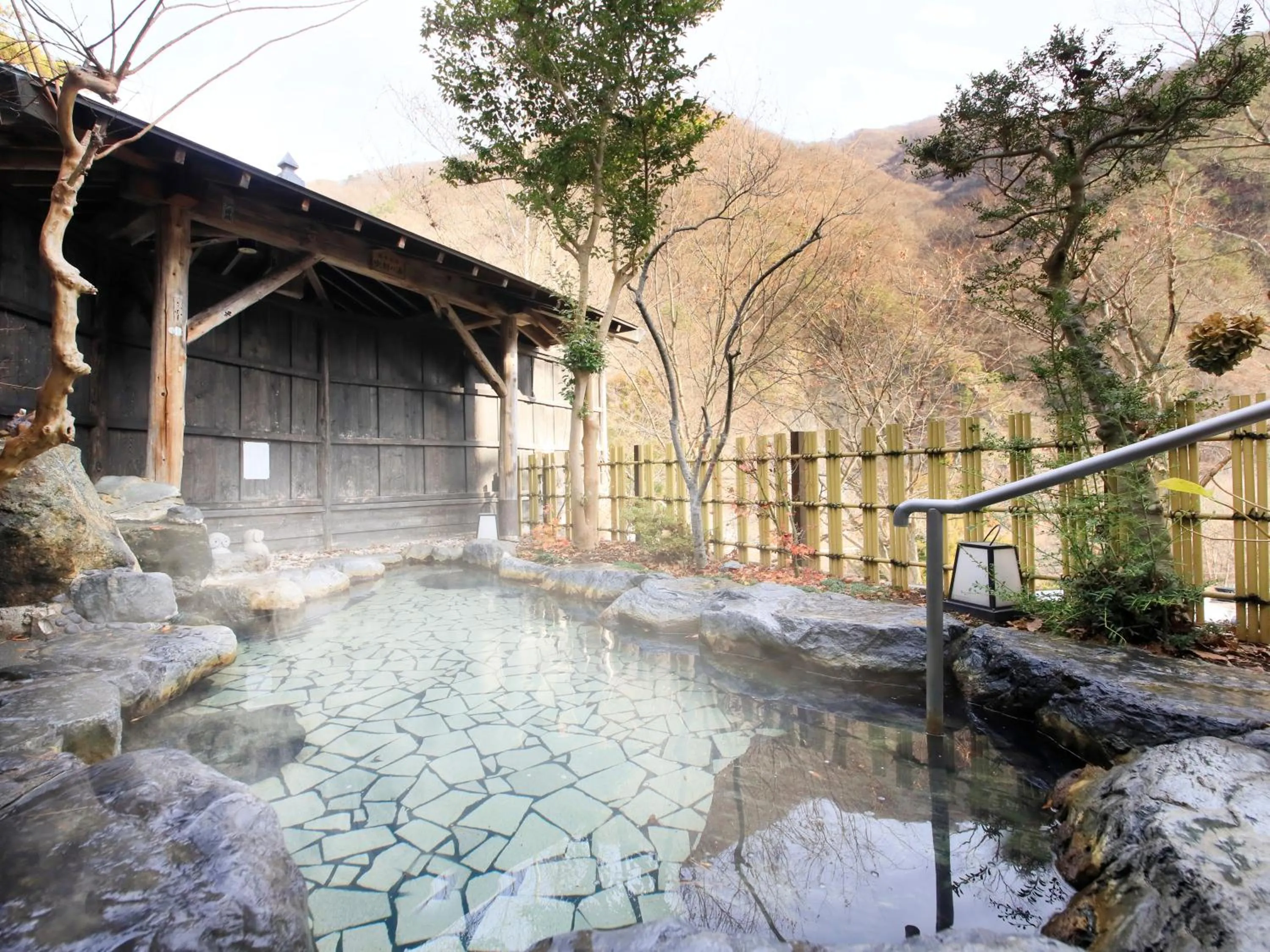 Hot Spring Bath in Ginshotei Awashima