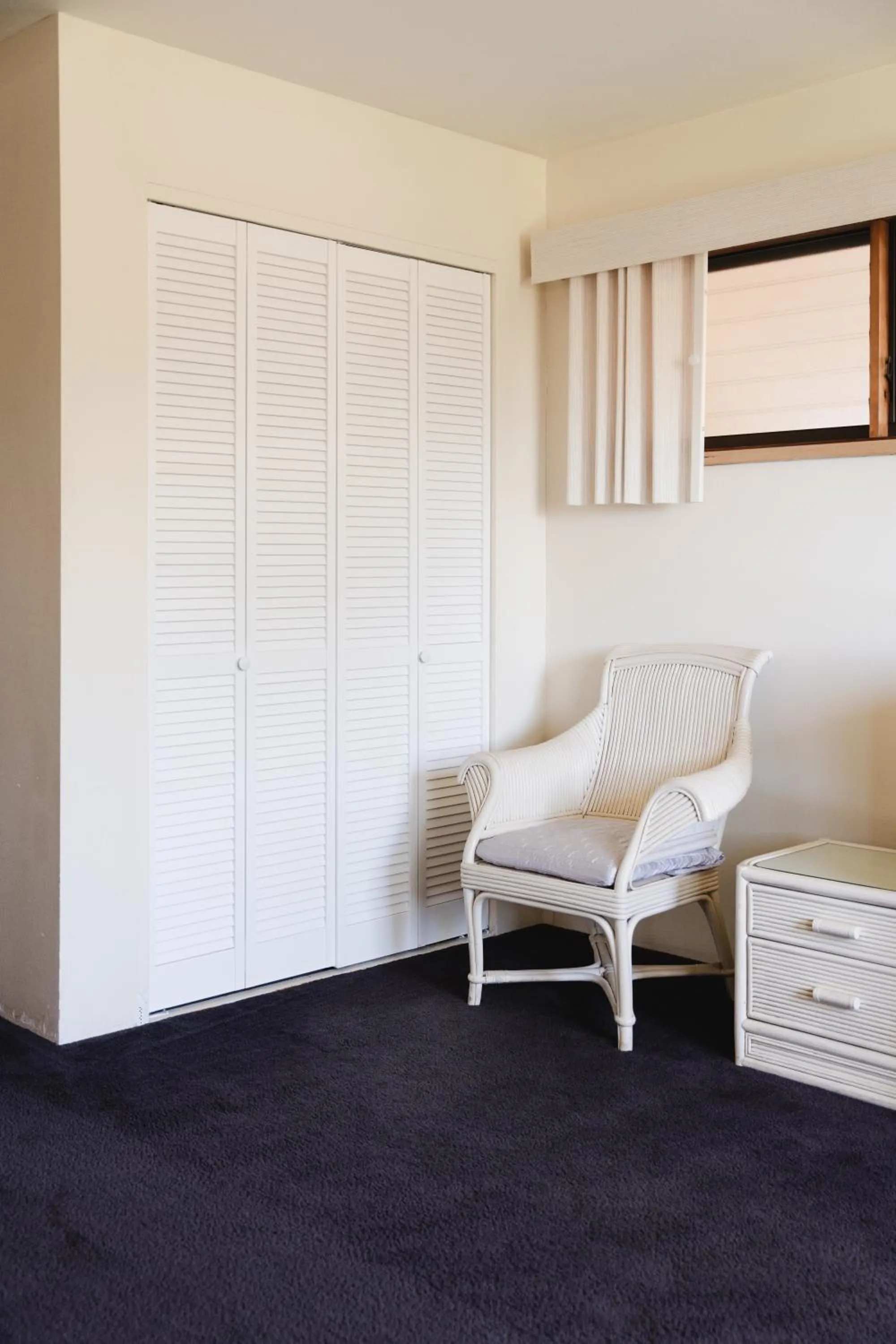 View (from property/room), Bed in Nona Lani Cottages