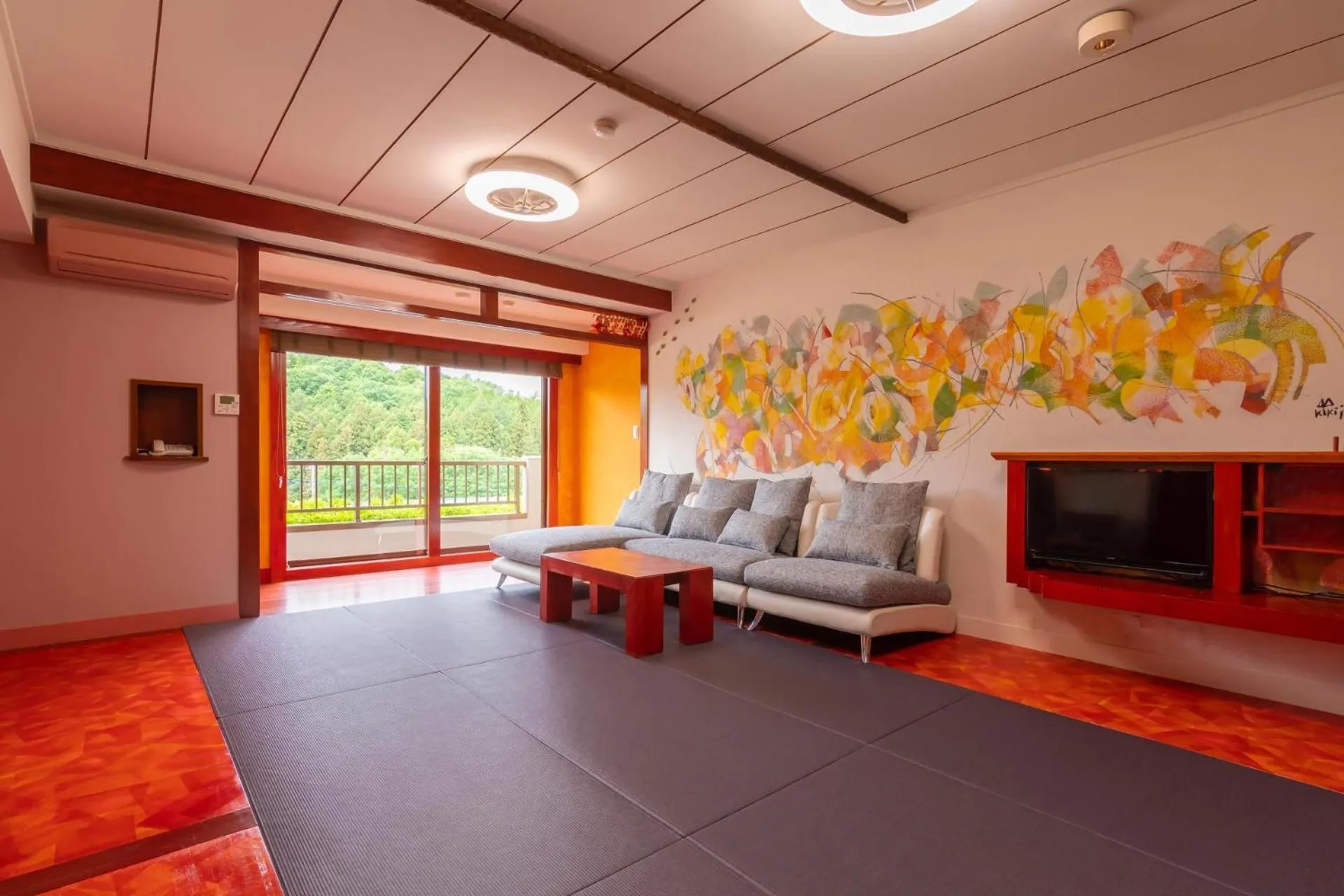 Photo of the whole room in Mashikokan Satoyama Resort Hotel