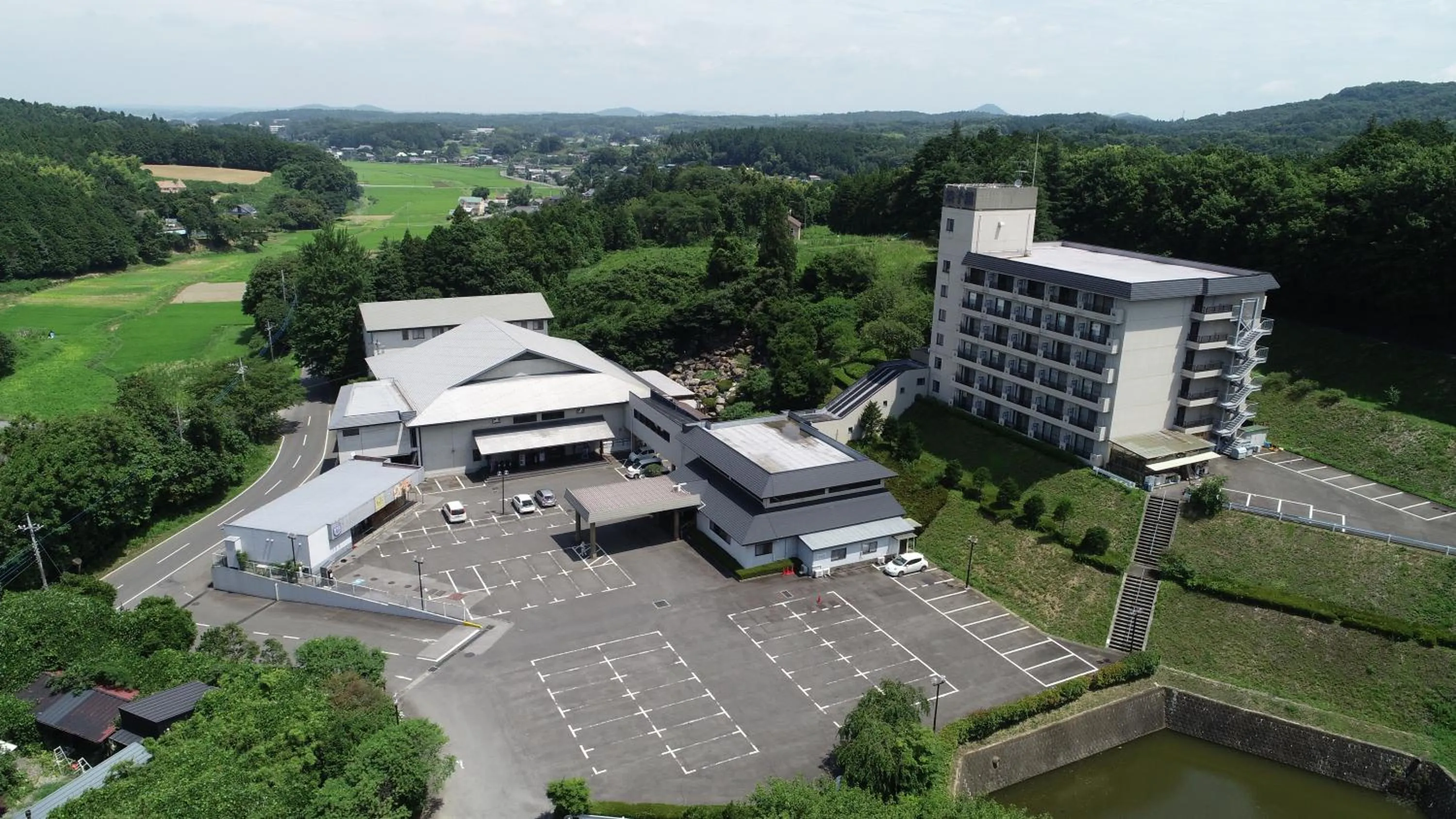 Facade/entrance in Mashikokan Satoyama Resort Hotel