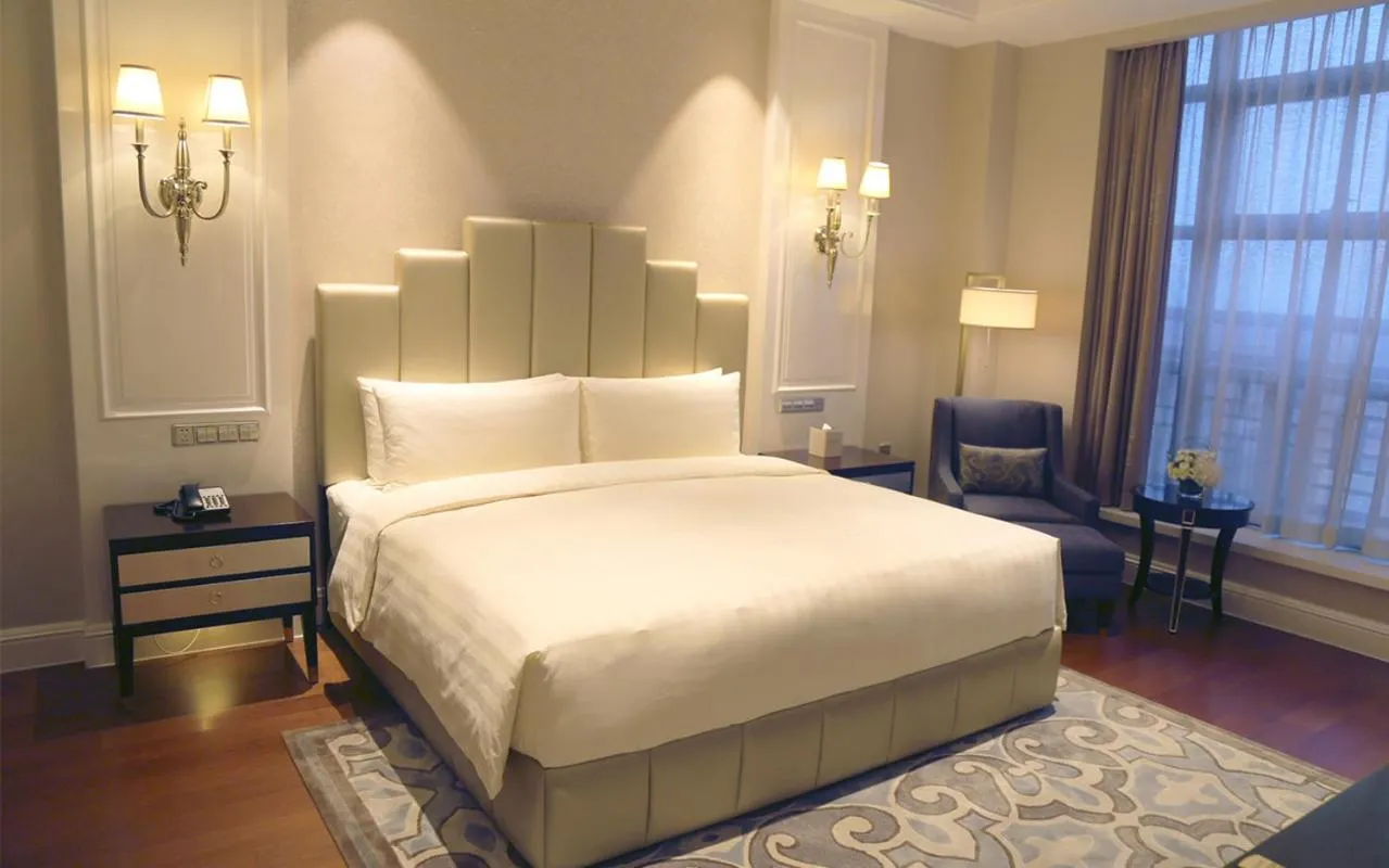 Bed in Wyndham Grand Xi'an Residence