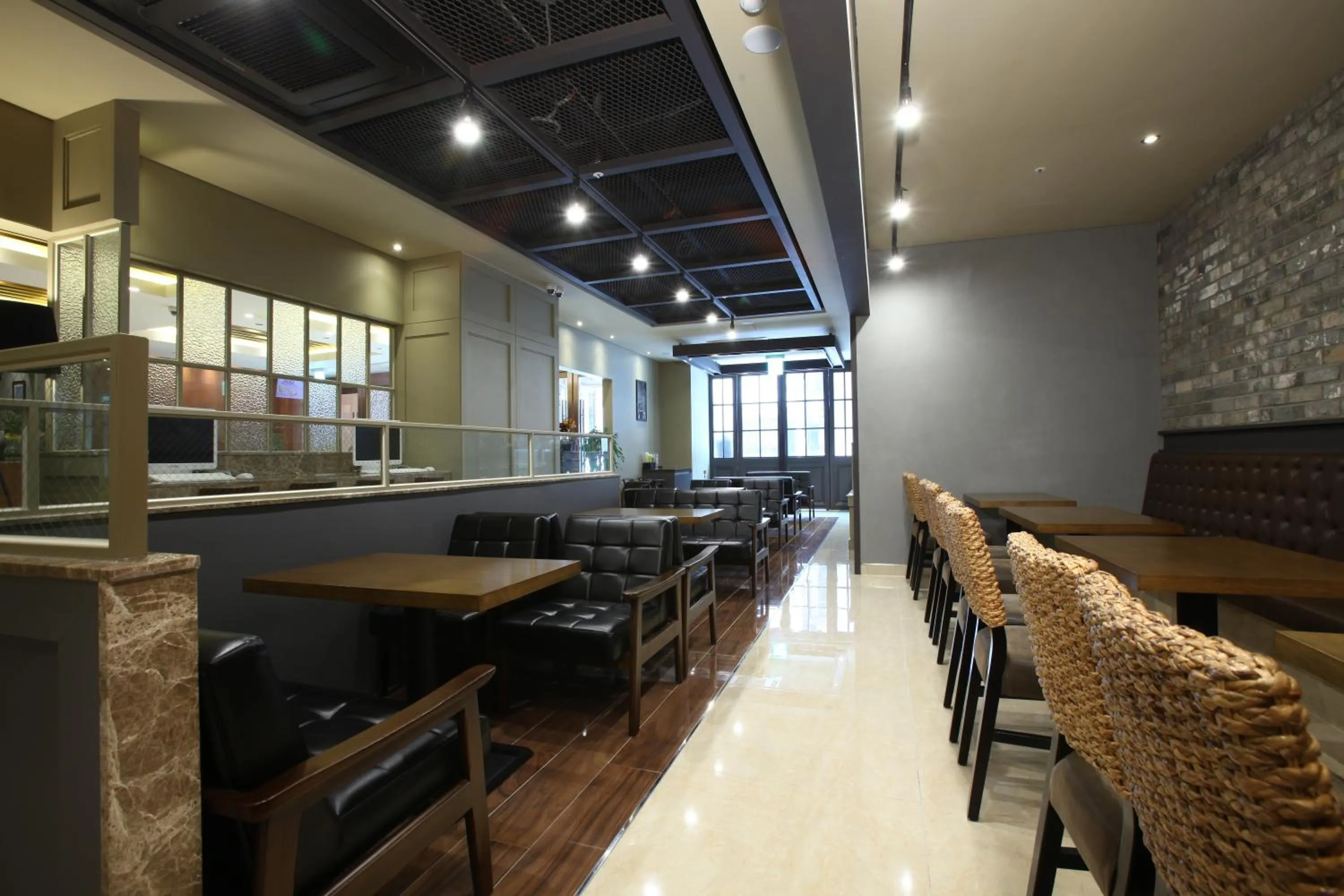 Restaurant/places to eat in Hotel Sopra Incheon Cheongna