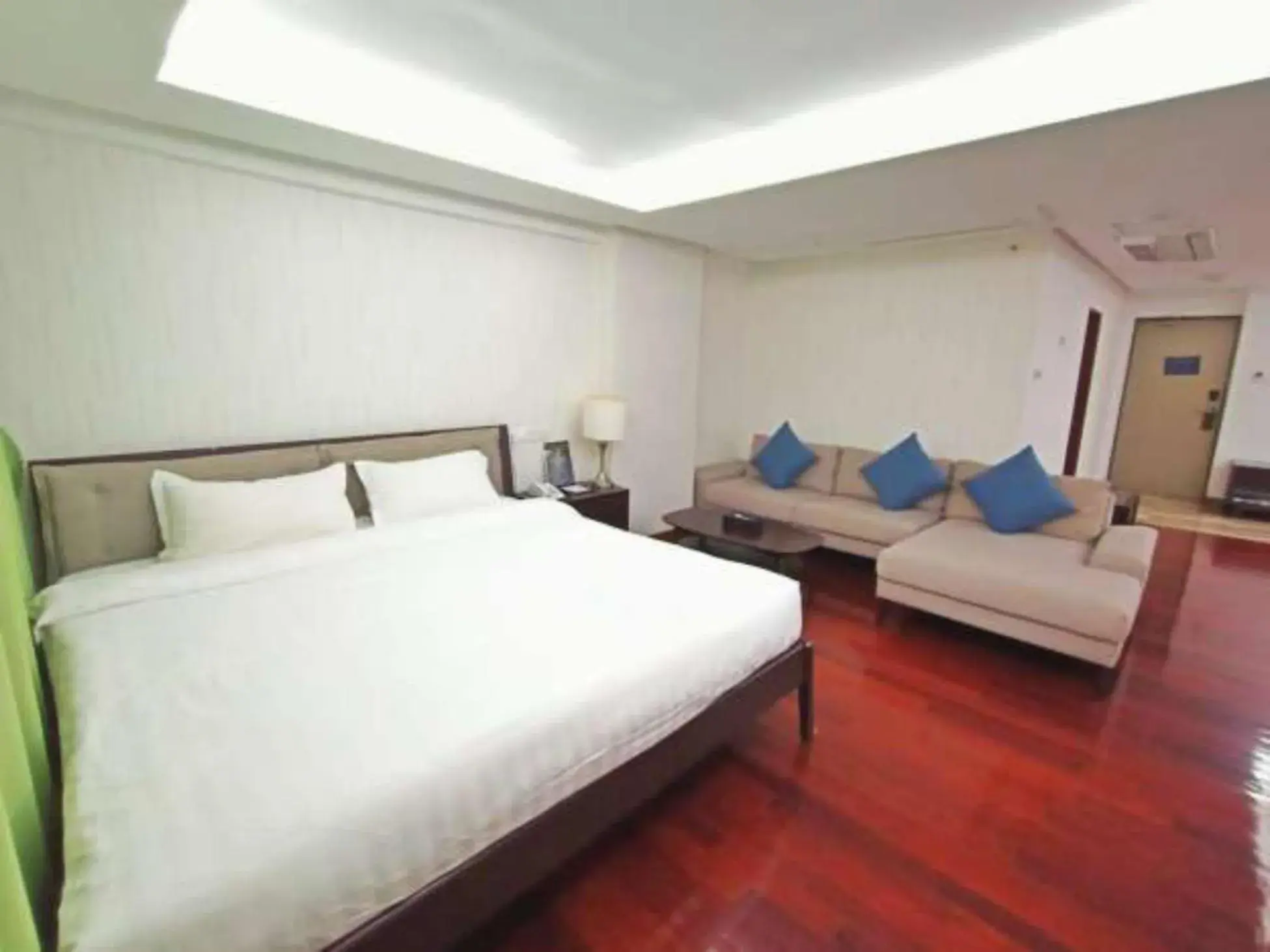 Bedroom, Bed in Myanmar Life Hotel Bedroom, Bed in Myanmar Life Hotel