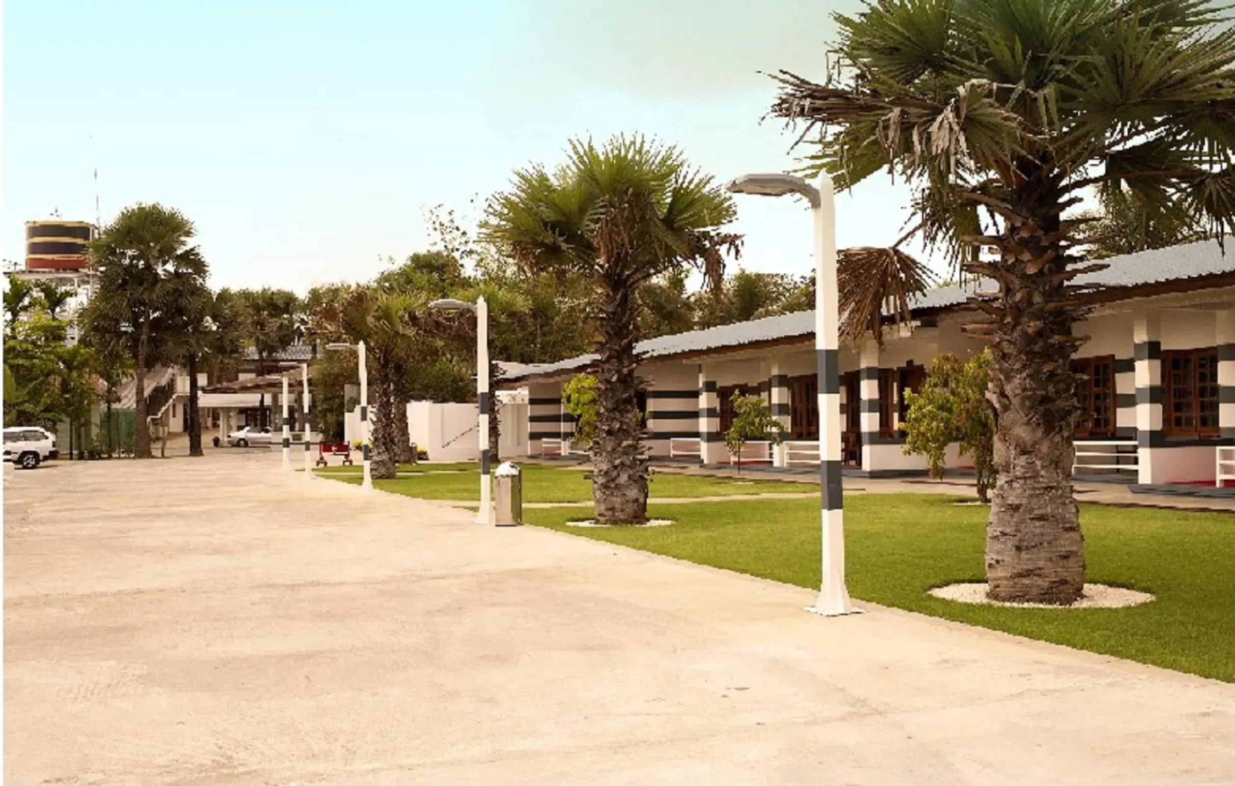 Property building in Myanmar Life Hotel Property building in Myanmar Life Hotel