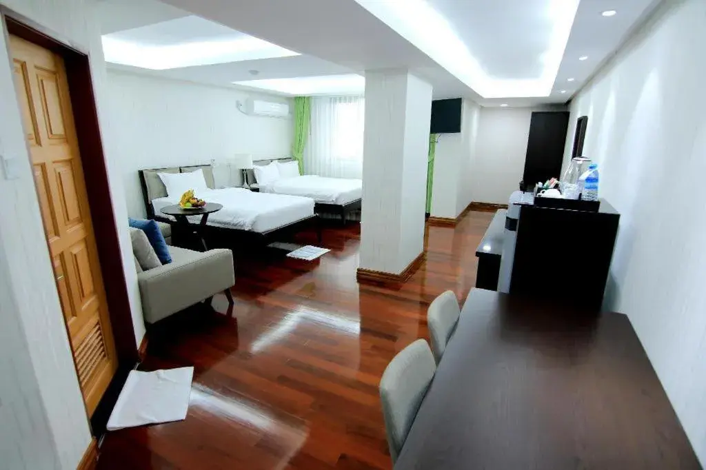 Bed in Myanmar Life Hotel Bed in Myanmar Life Hotel