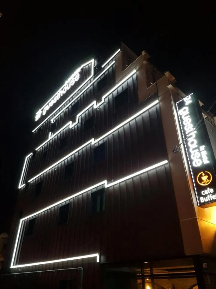Night in 24 Guesthouse Suncheon