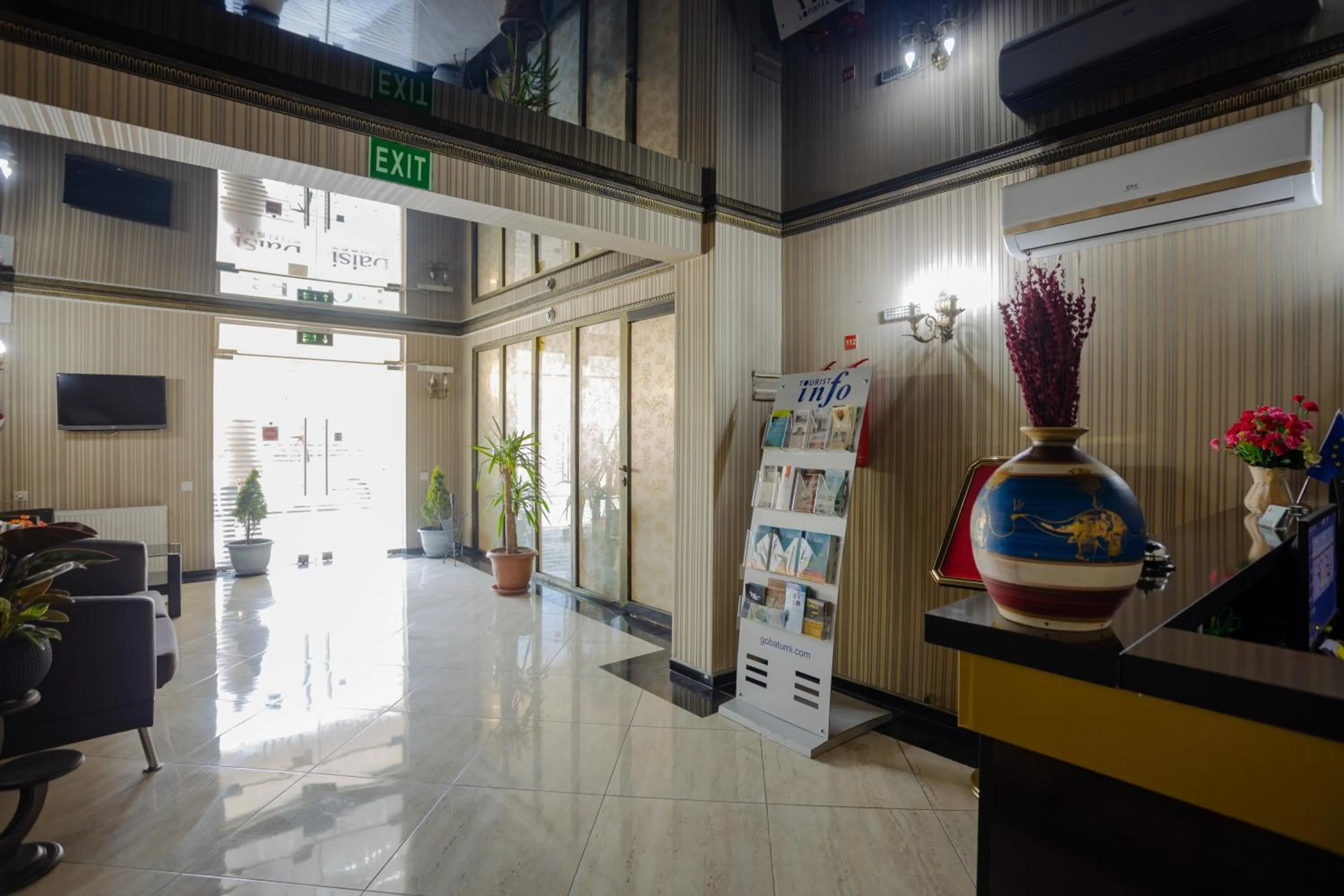 Lobby or reception in Daisi Sunset Hotel