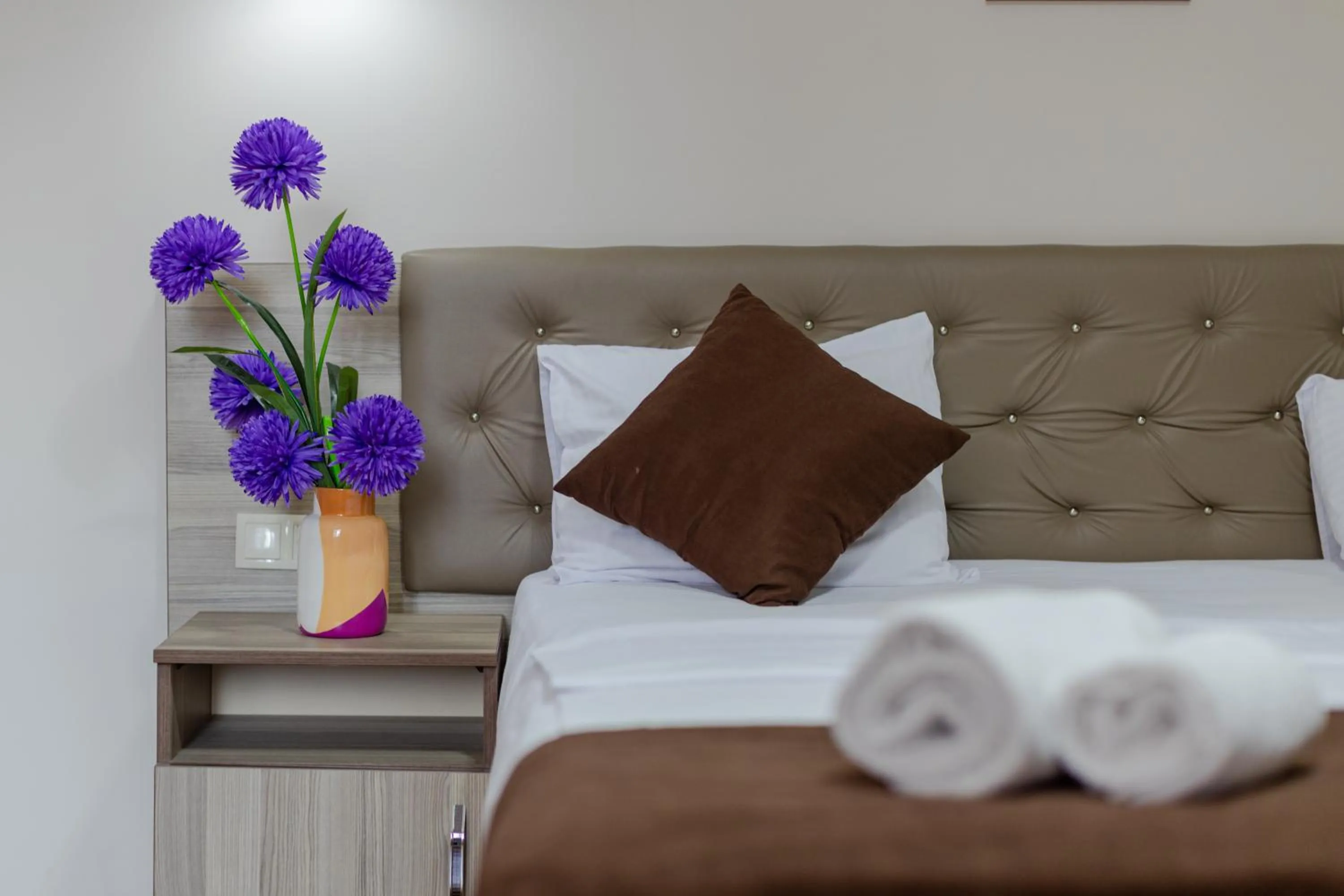 Bed in Daisi Sunset Hotel