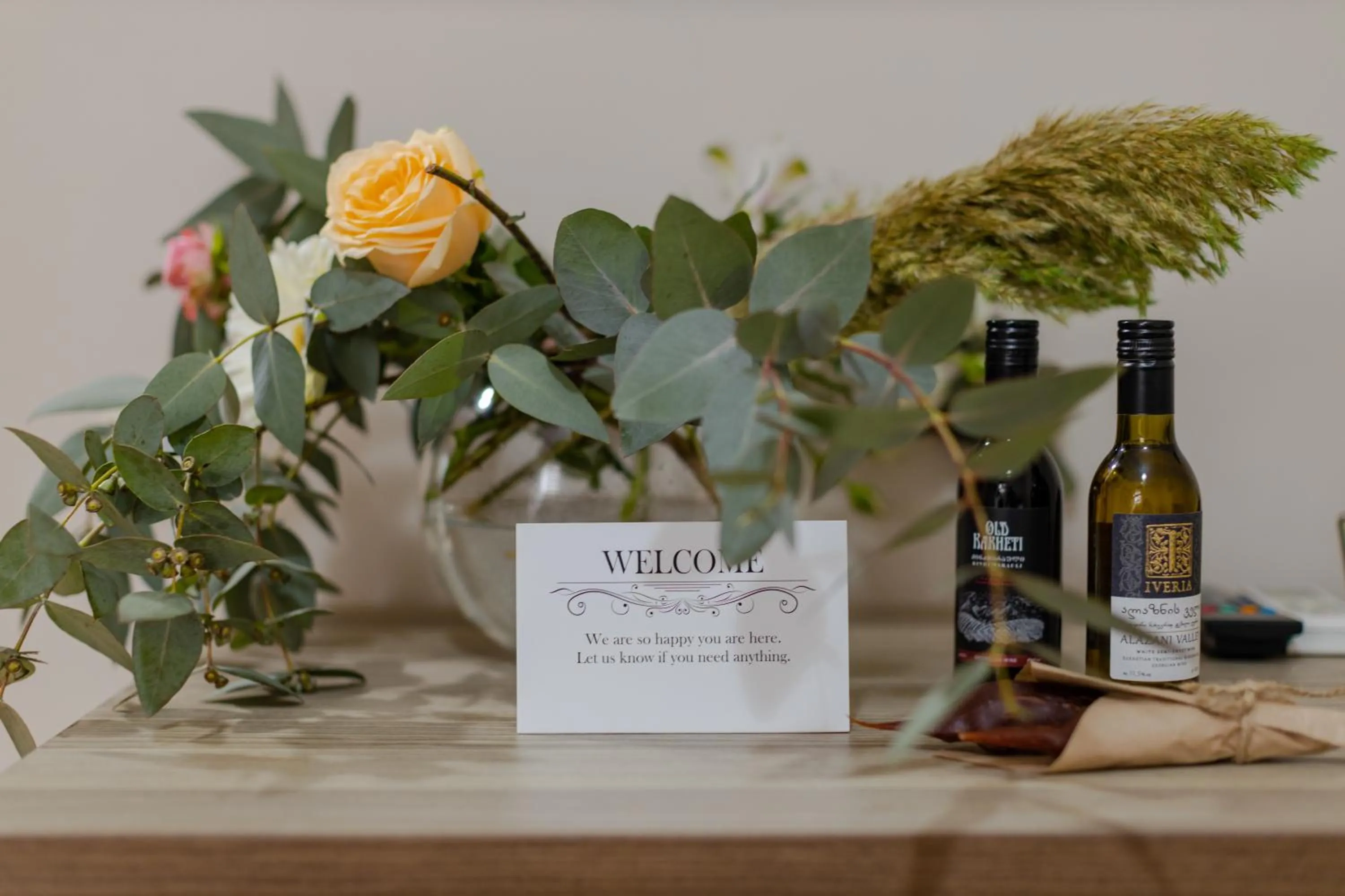 Food and drinks in Daisi Sunset Hotel