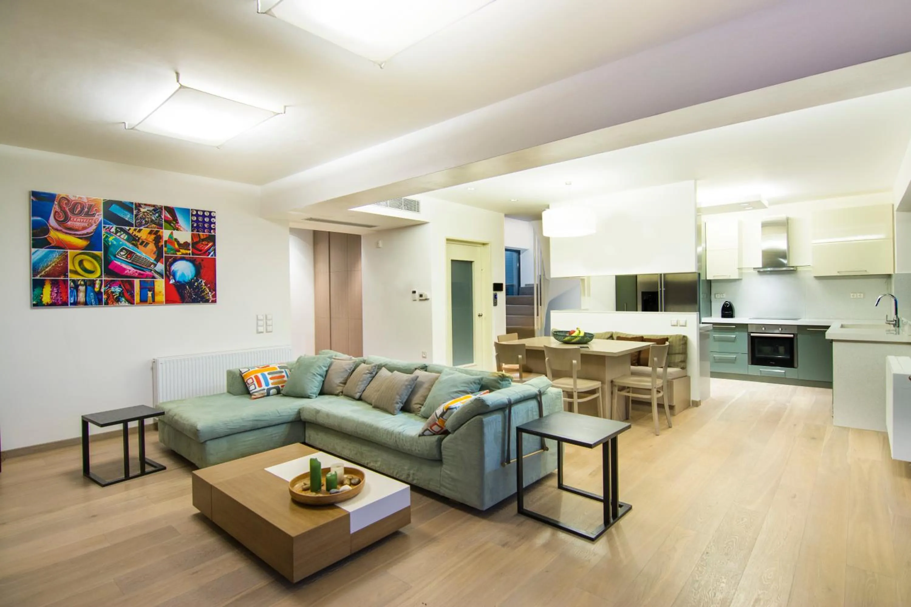 Communal lounge/ TV room in Hidden Sanctuary In Saronida