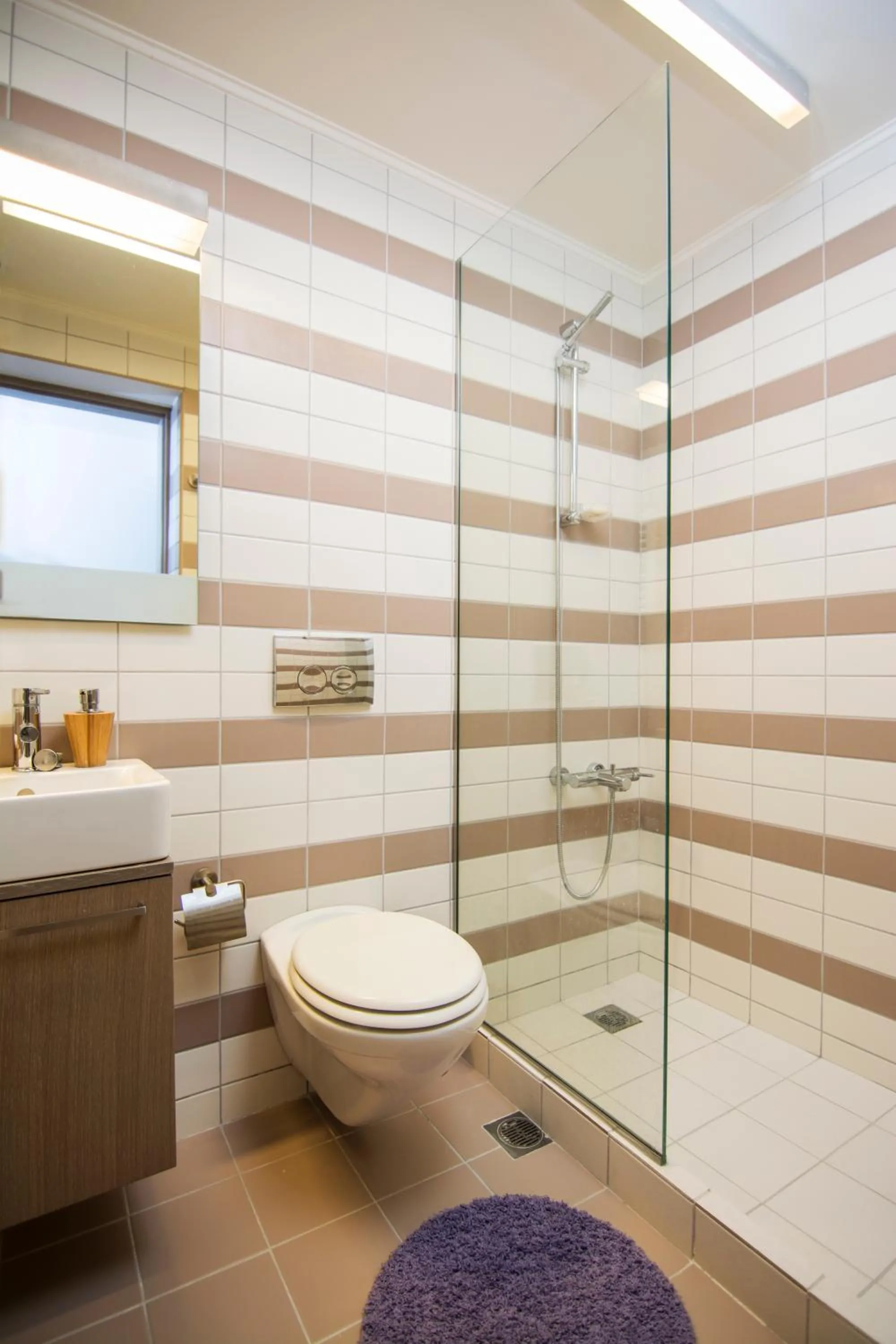 Bathroom in Hidden Sanctuary In Saronida