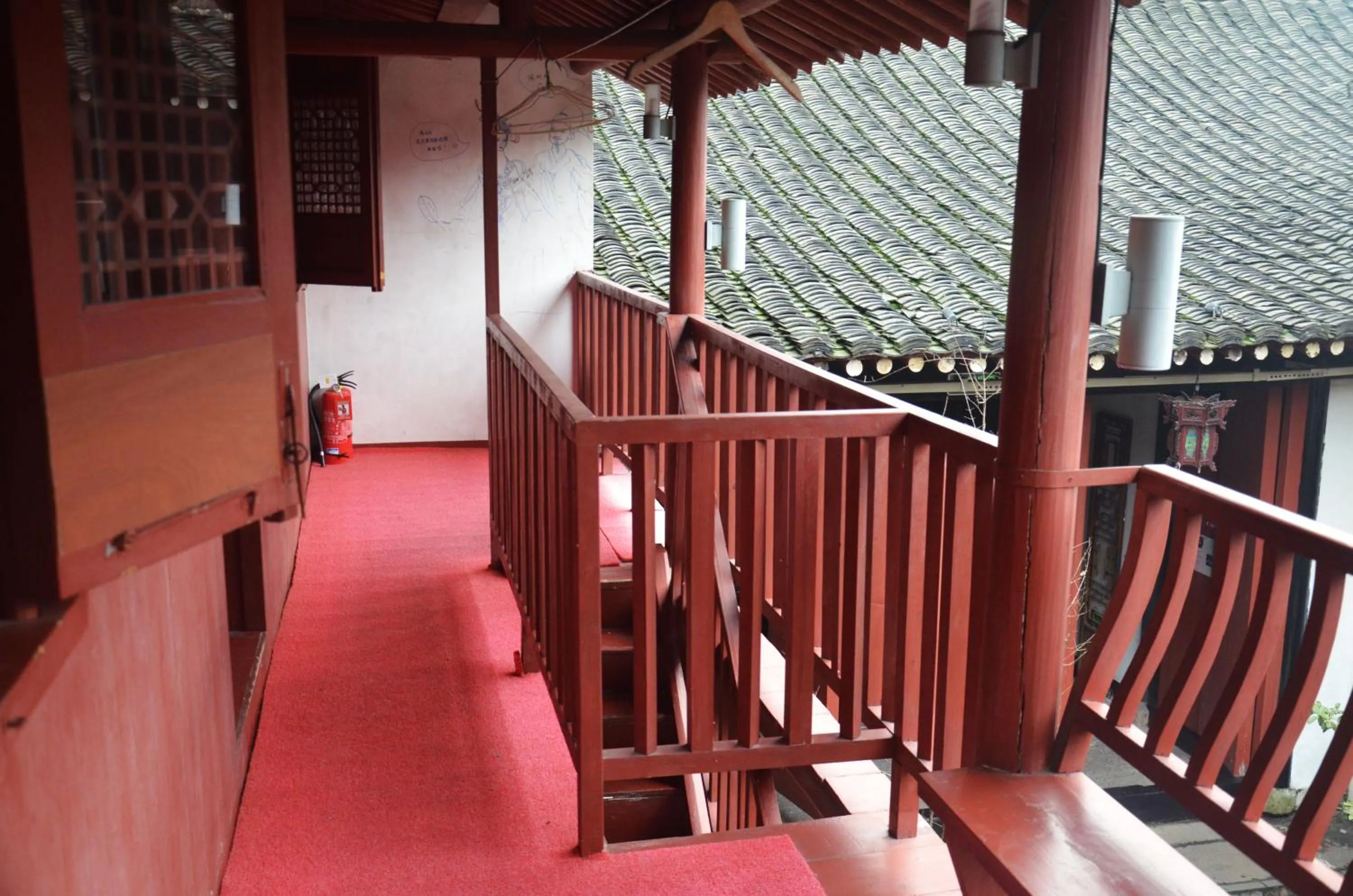 Living room in Shaoxing Laotaimen Luxun Native Place Youth Hostel