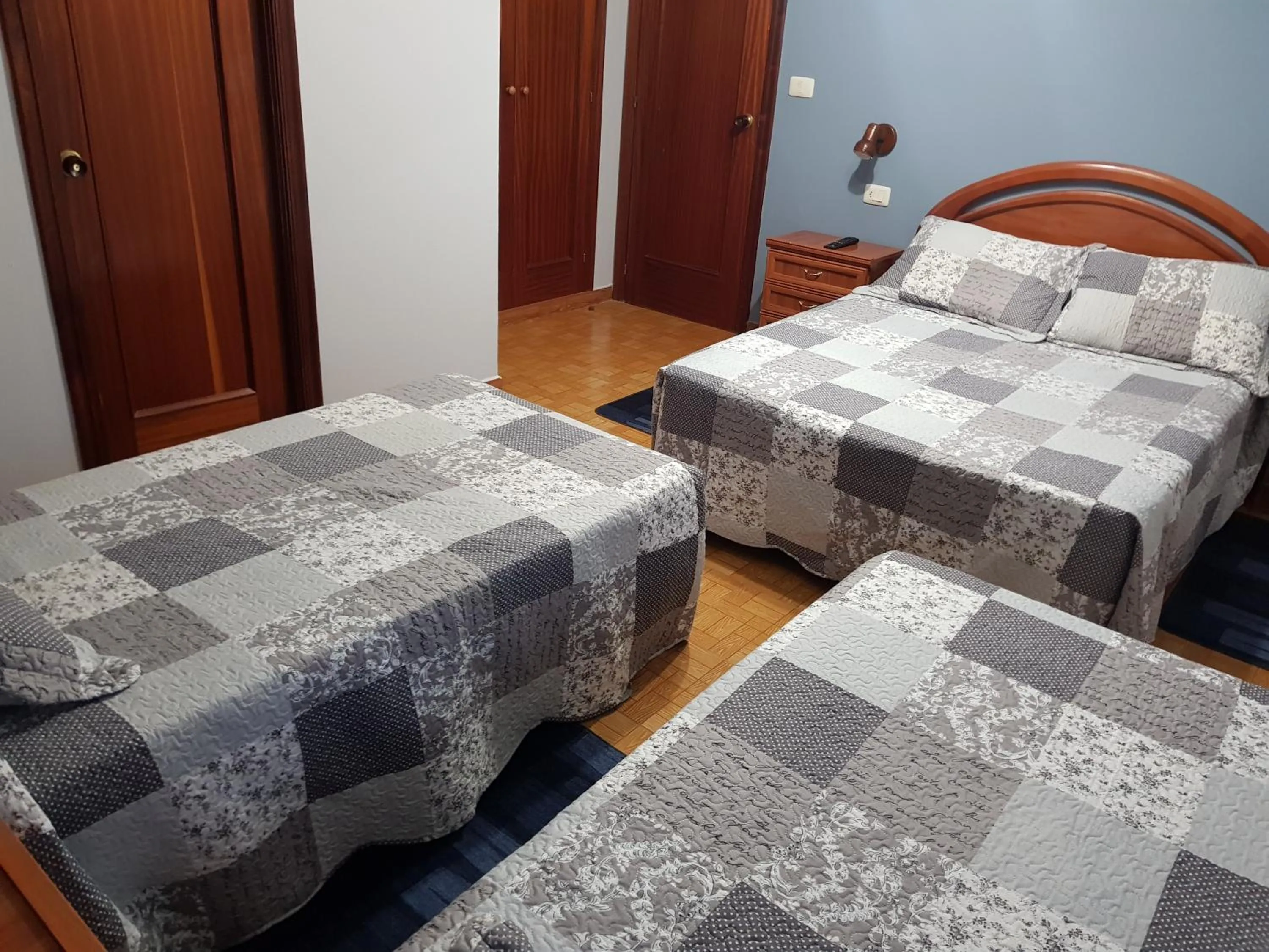 Family Room with Private Bathroom in Rincón Do Demo